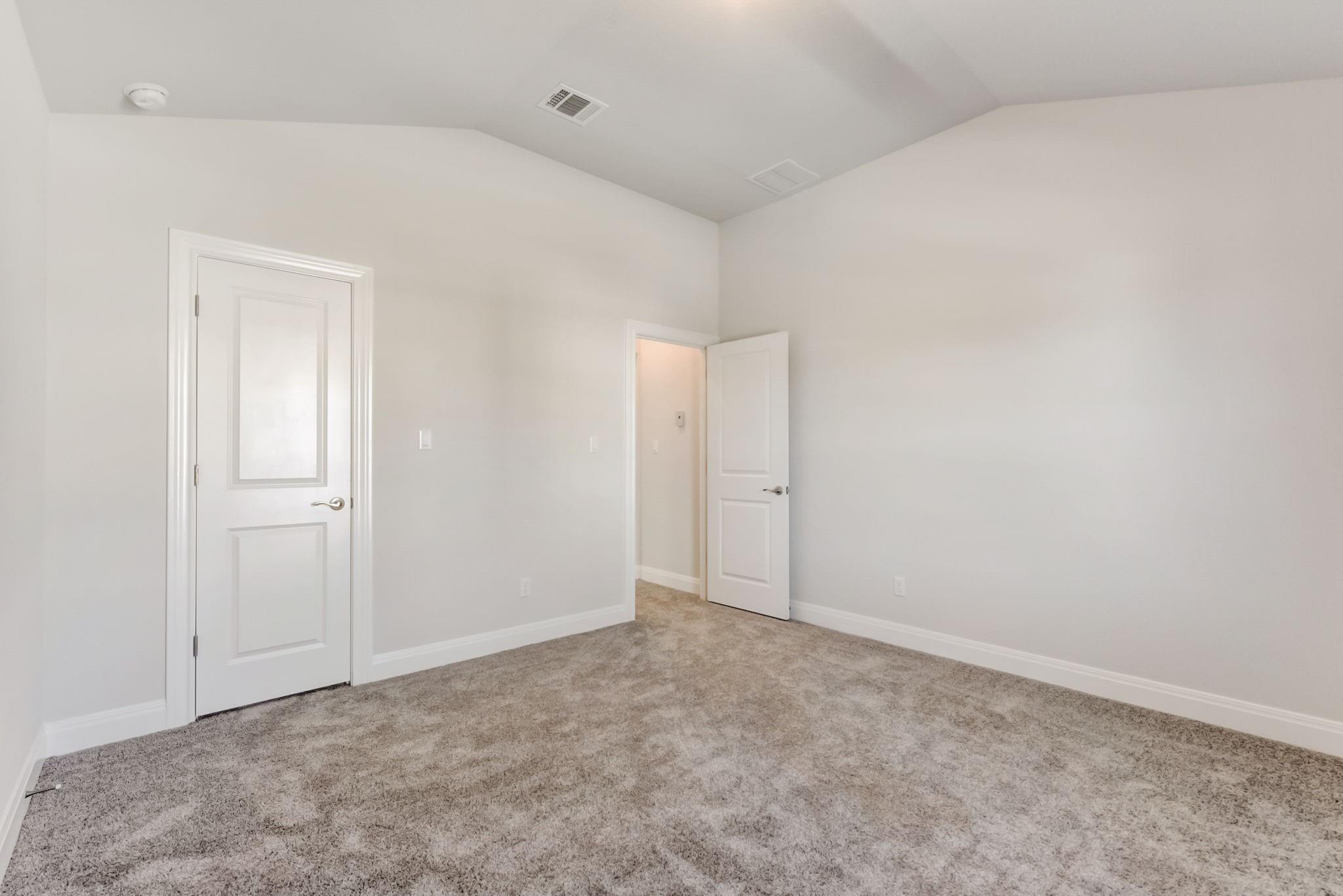 2121 Prairie Oaks Dr, Georgetown, TX 78628