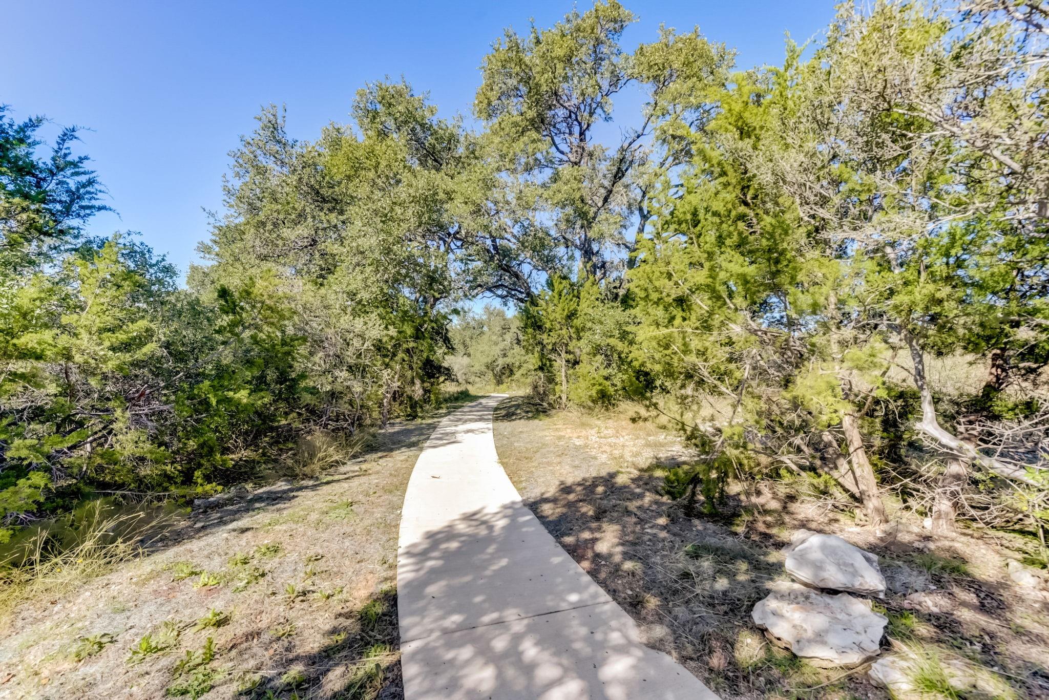 2121 Prairie Oaks Dr, Georgetown, TX 78628