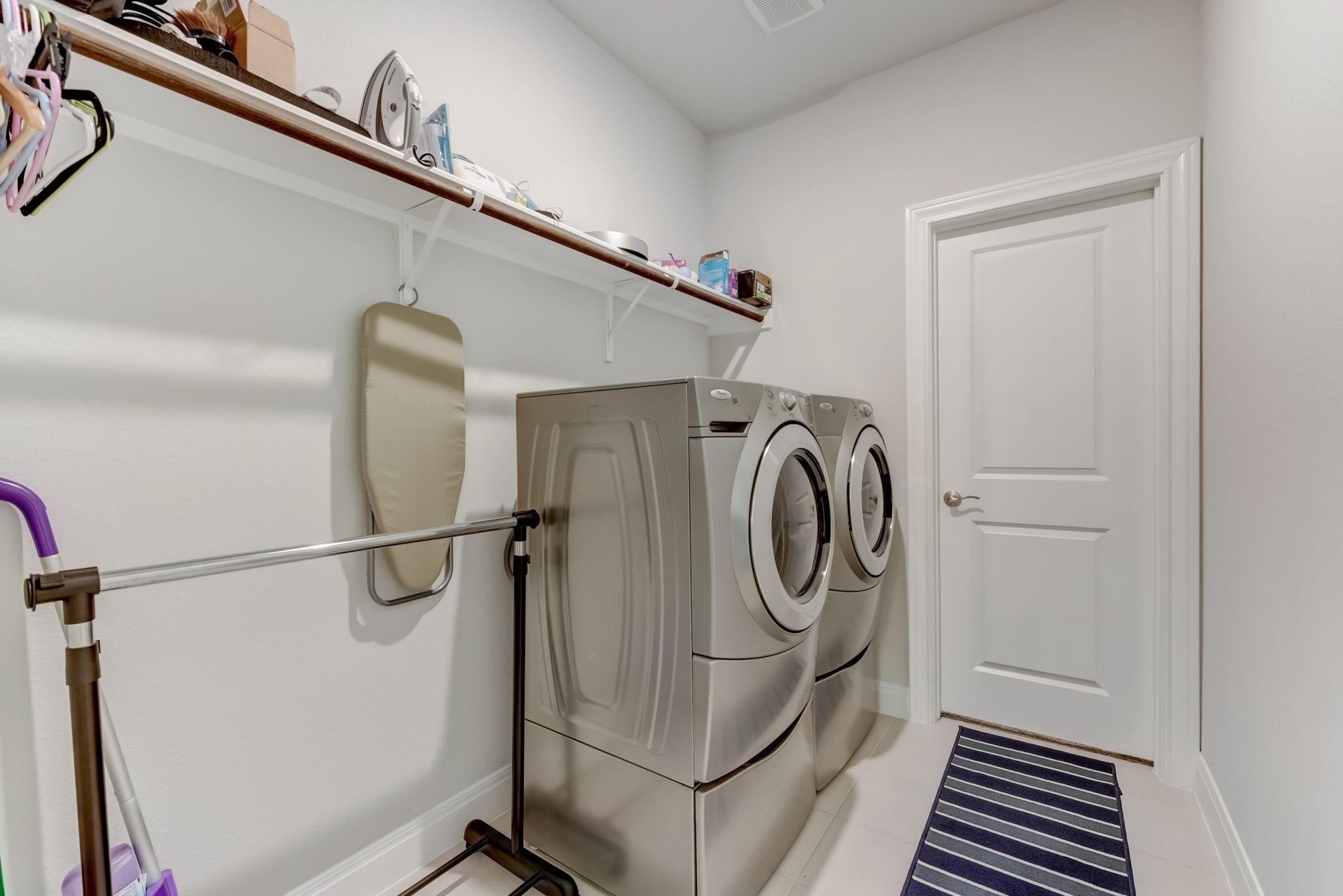 2121 Prairie Oaks Dr, Georgetown, TX 78628