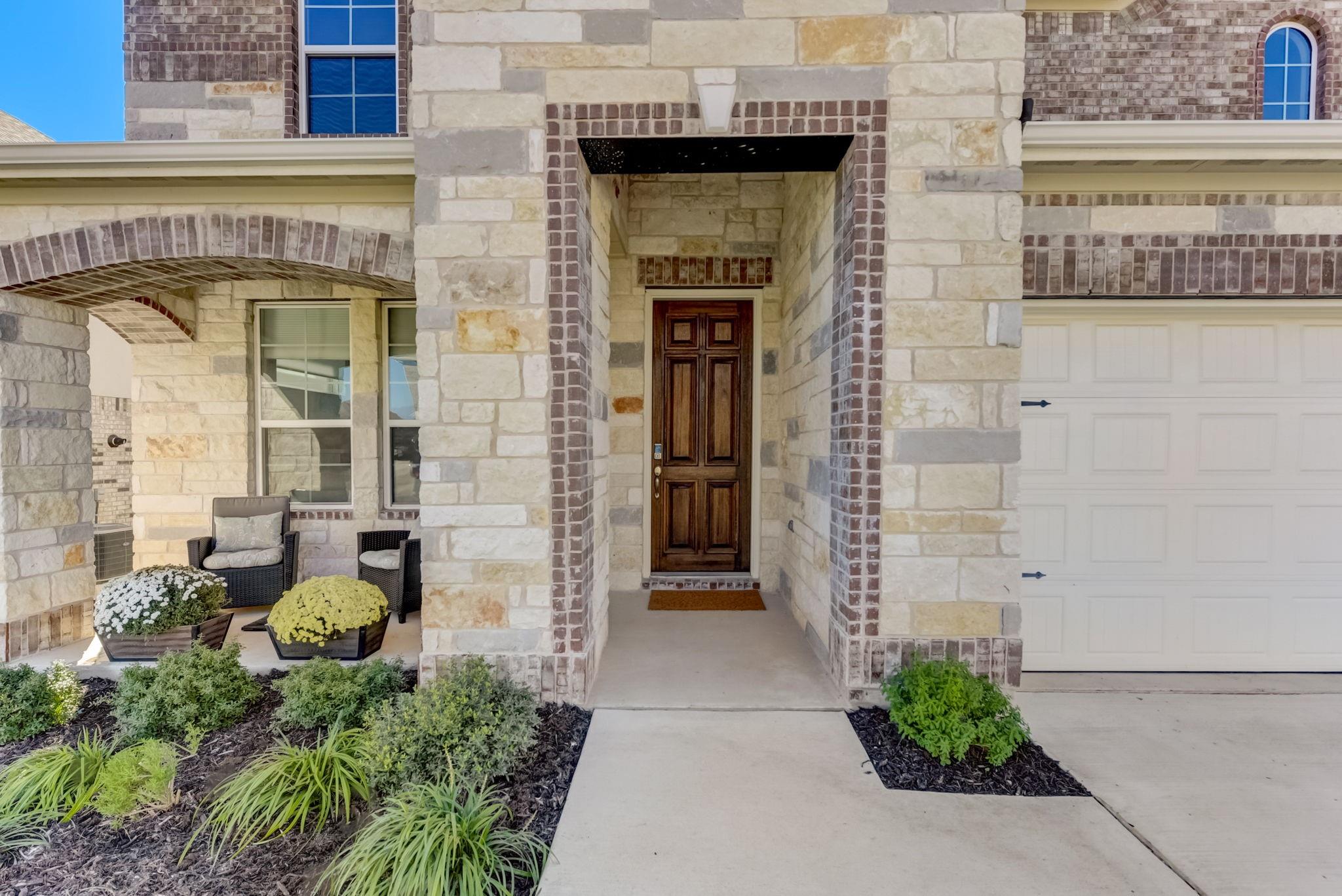 2121 Prairie Oaks Dr, Georgetown, TX 78628