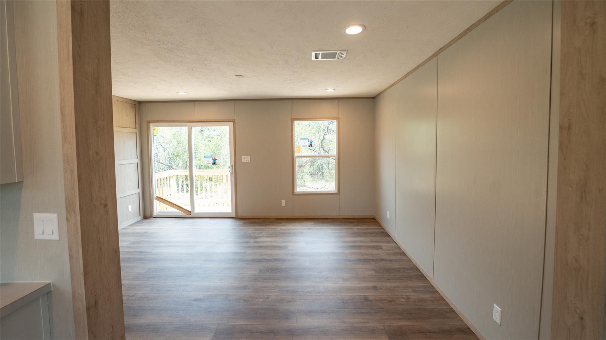 123 Baylen Clifton Ln, Lockhart, TX 78644