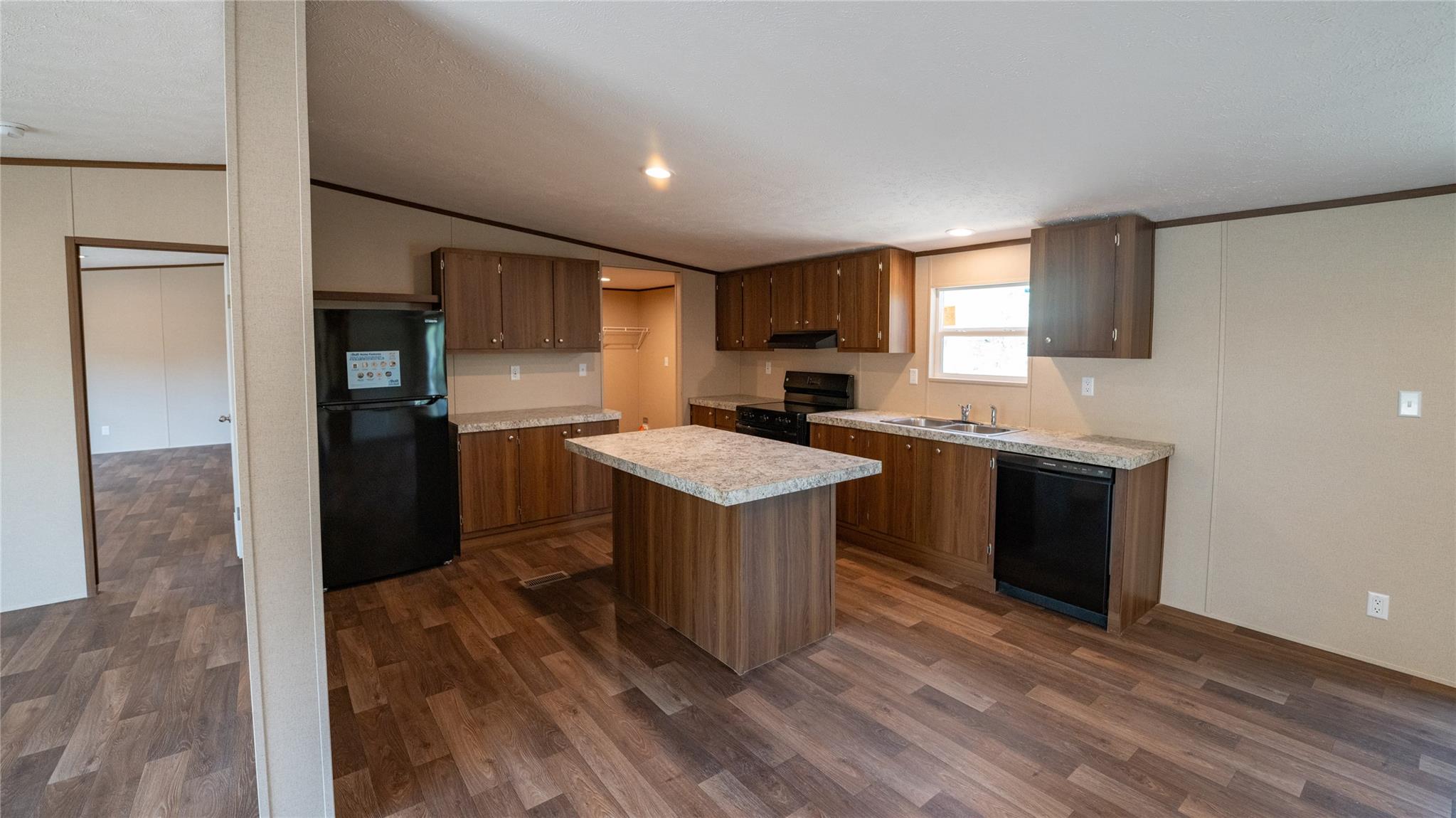 160 Brinley Mae Way, Lockhart, TX 78644