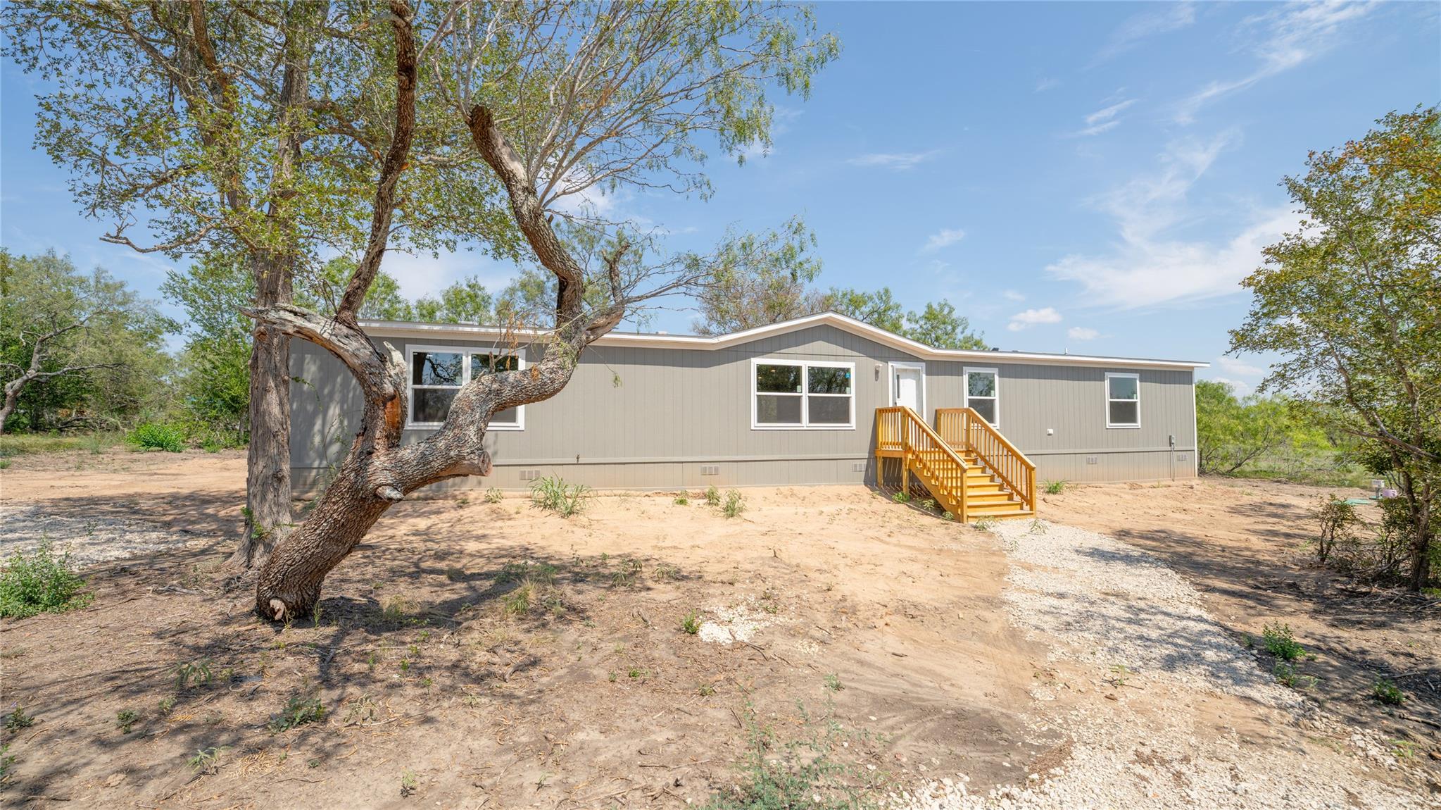 160 Brinley Mae Way, Lockhart, TX 78644