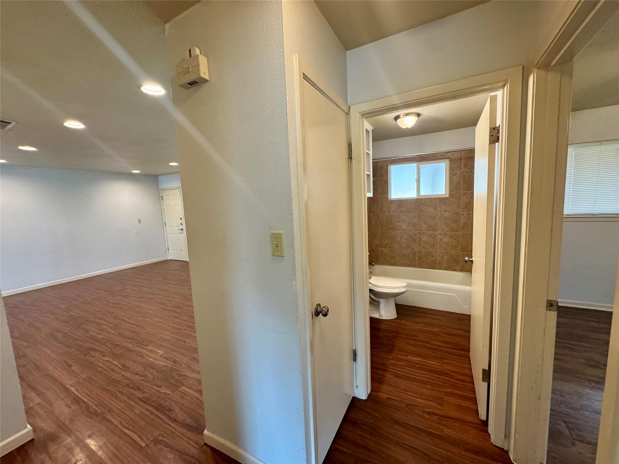 2102 Pompton Dr # AA, Austin, TX 78757