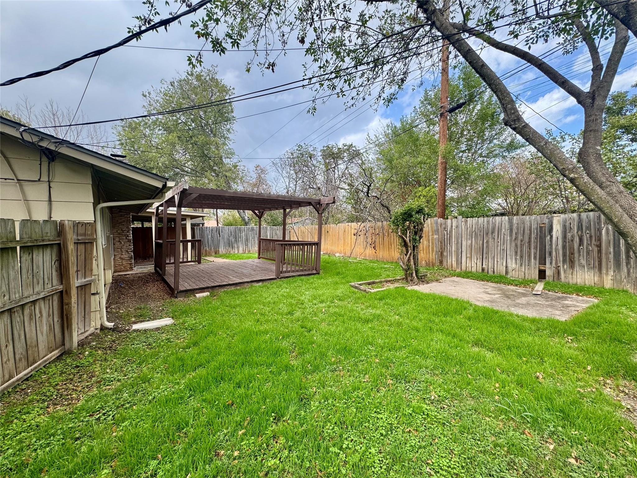 2102 Pompton Dr # AA, Austin, TX 78757