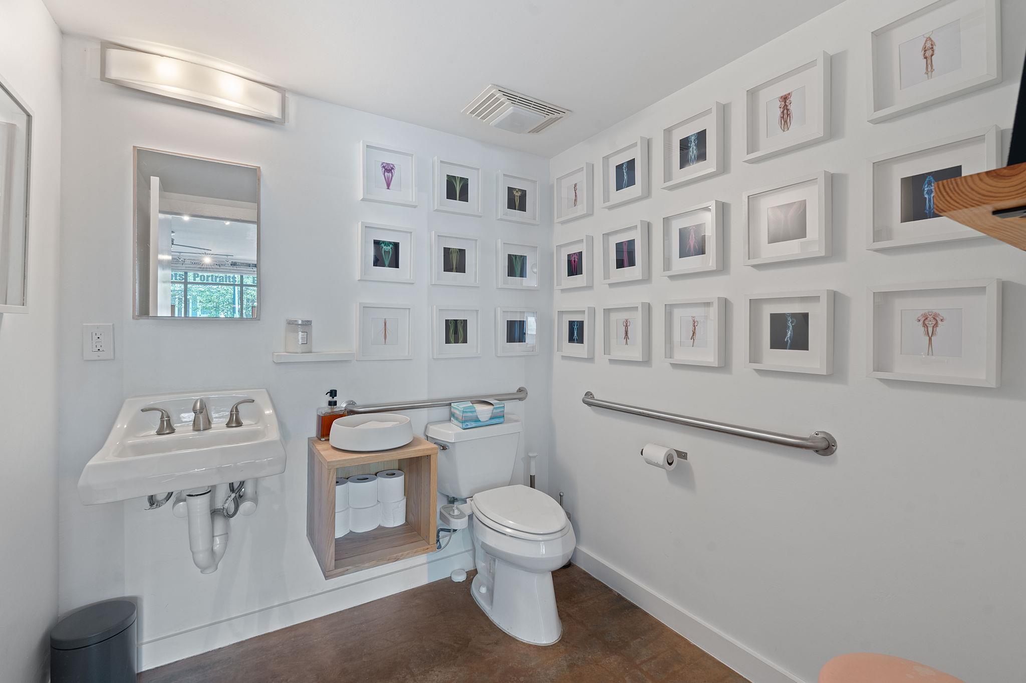 1601 E Cesar Chavez St # 104, Austin, TX 78702