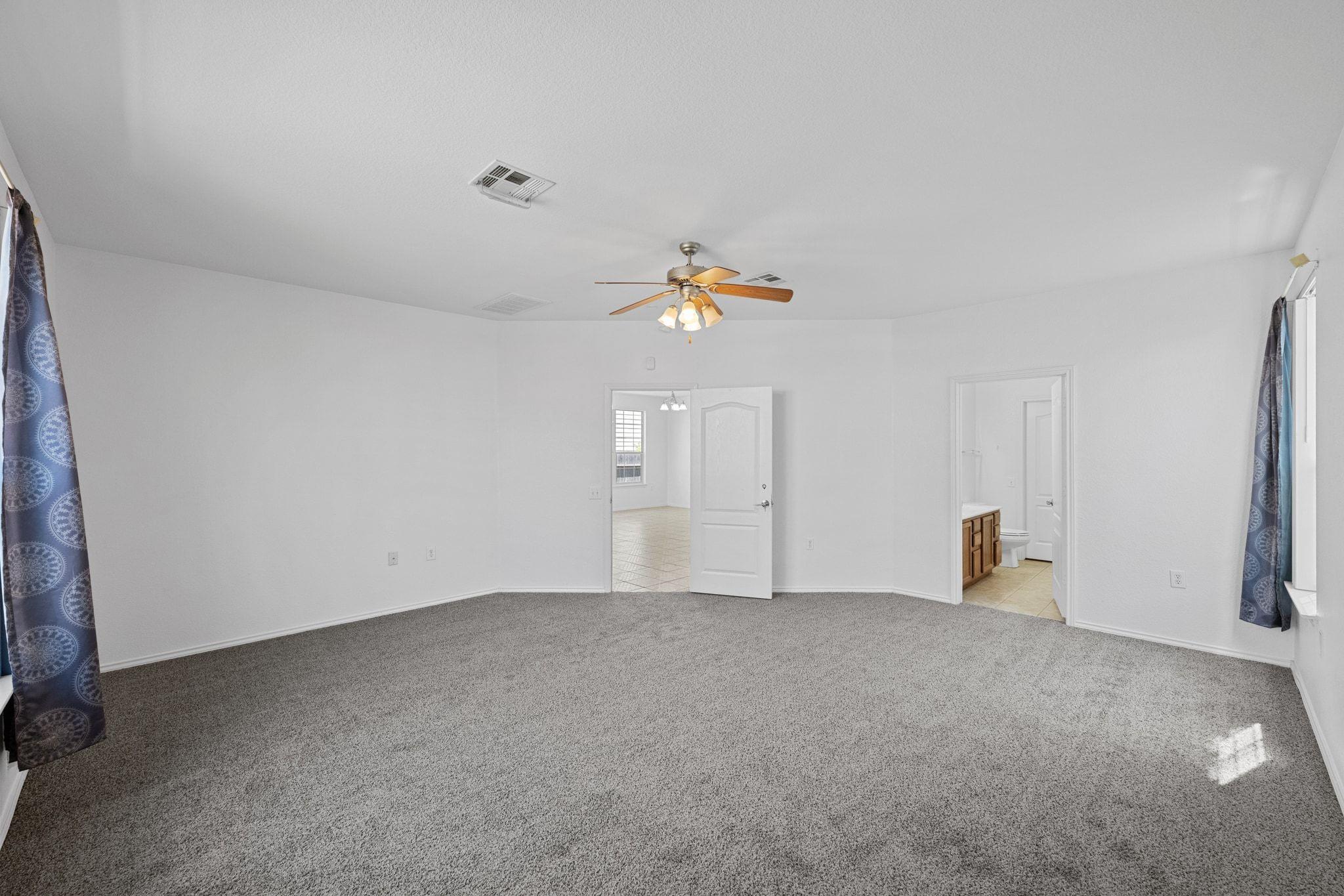 6212 Roseborough Dr, Austin, TX 78747