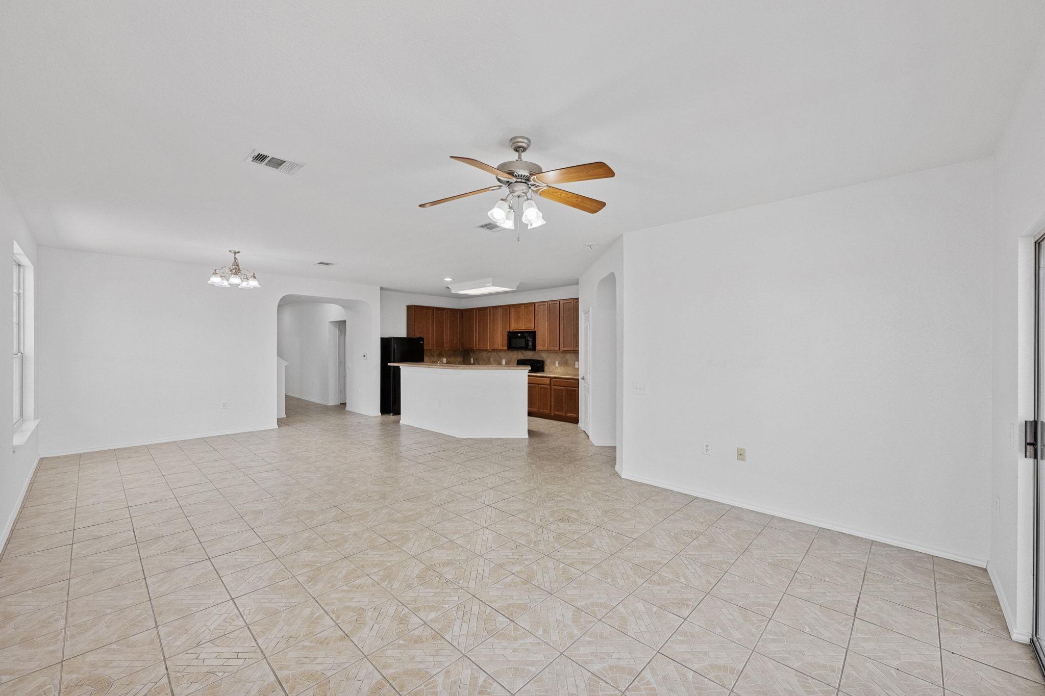 6212 Roseborough Dr, Austin, TX 78747