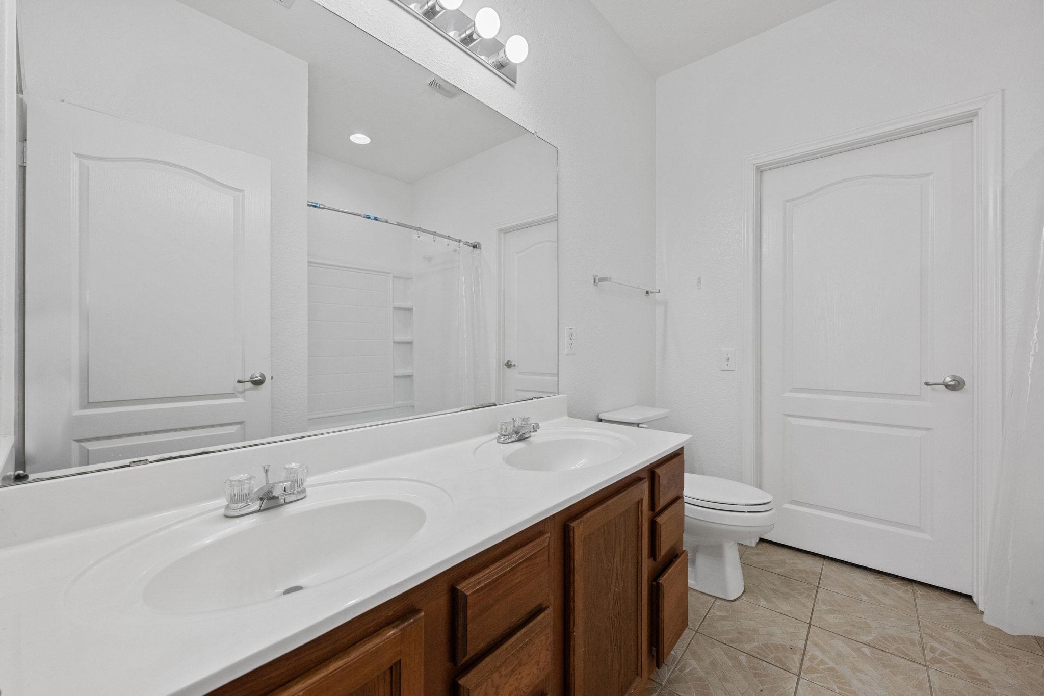 6212 Roseborough Dr, Austin, TX 78747