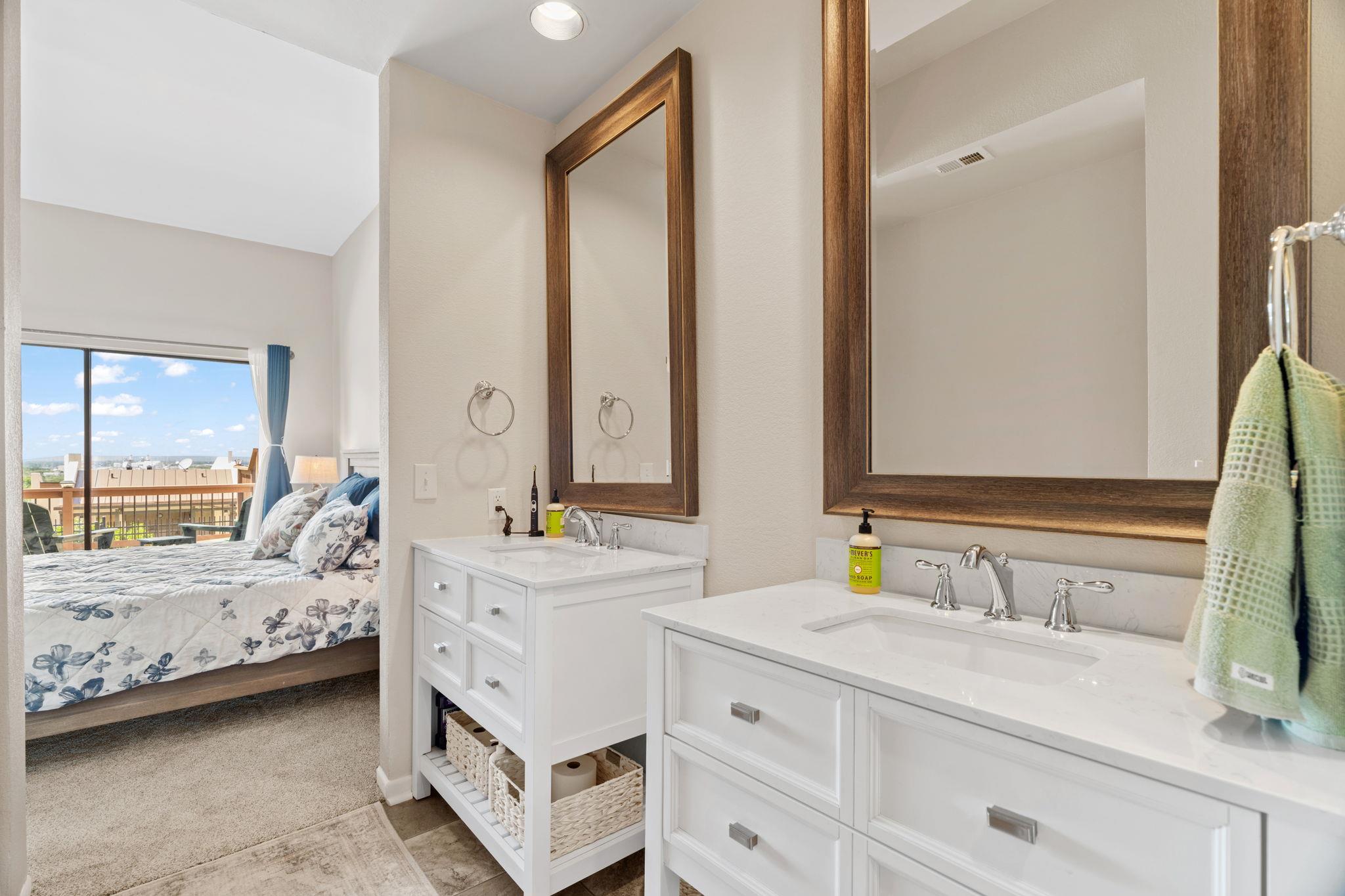 401 Hi There # D, Horseshoe Bay, TX 78657