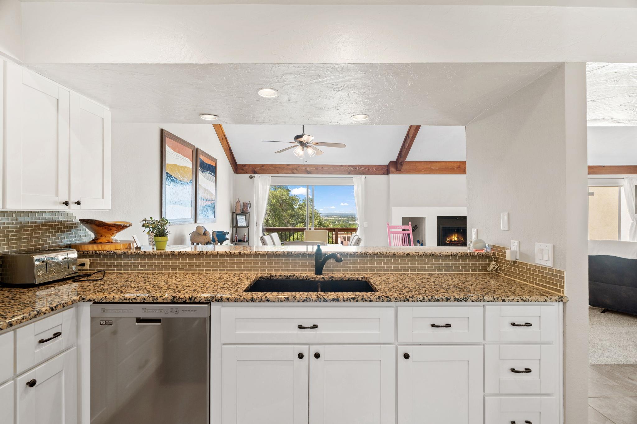 401 Hi There # D, Horseshoe Bay, TX 78657