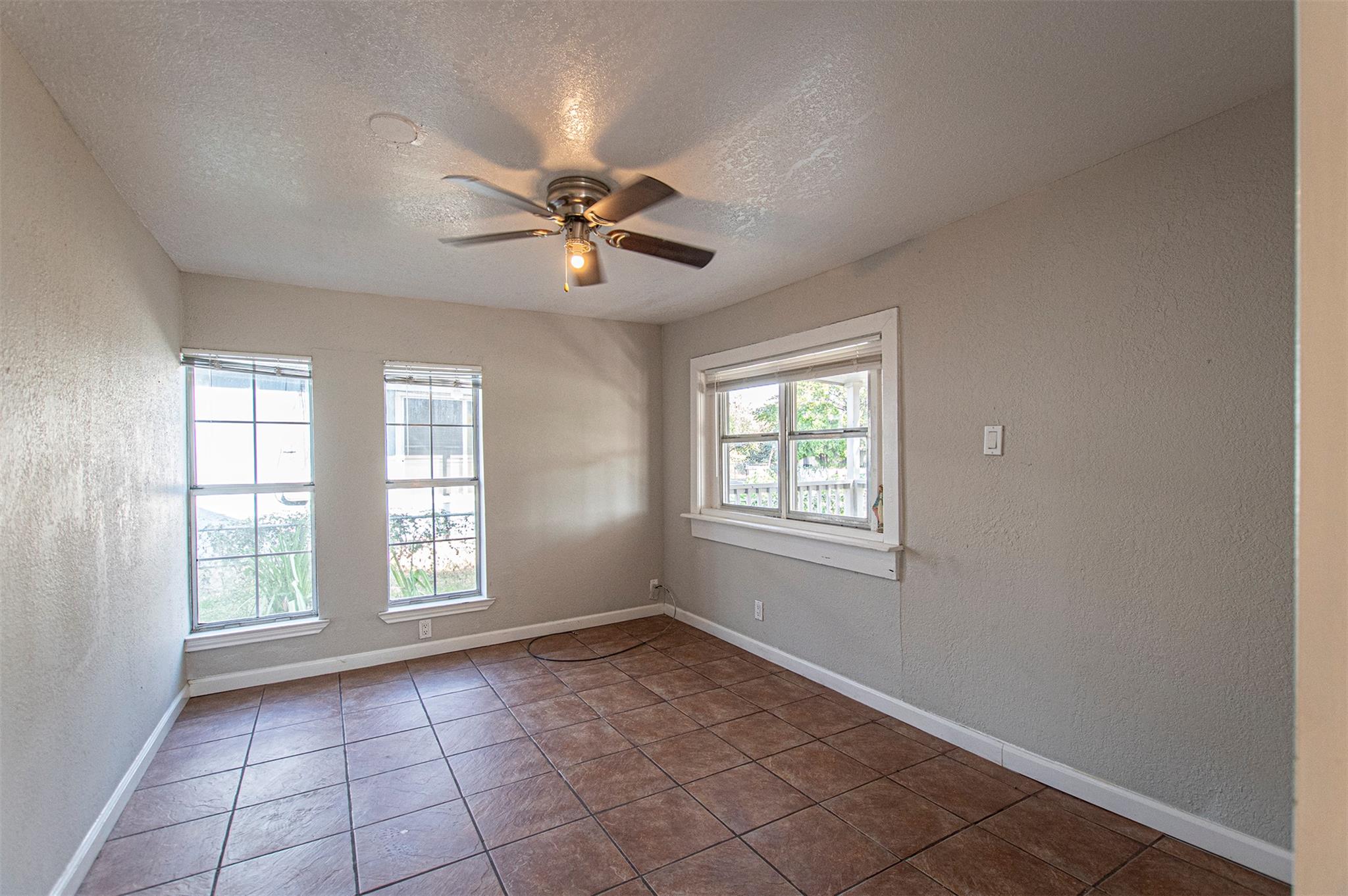 6405 Torres St, Austin, TX 78741