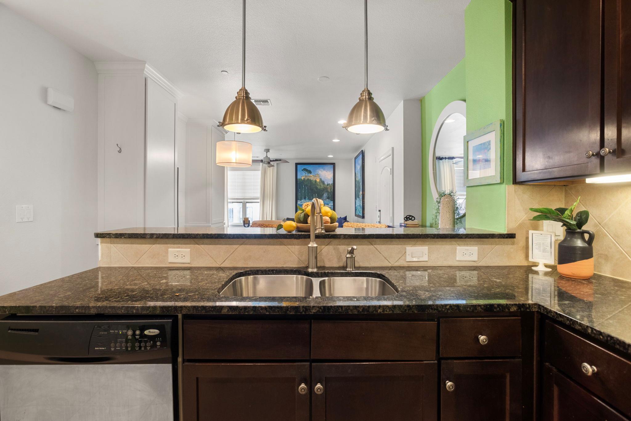 98 Island Dr # 31, Horseshoe Bay, TX 78657