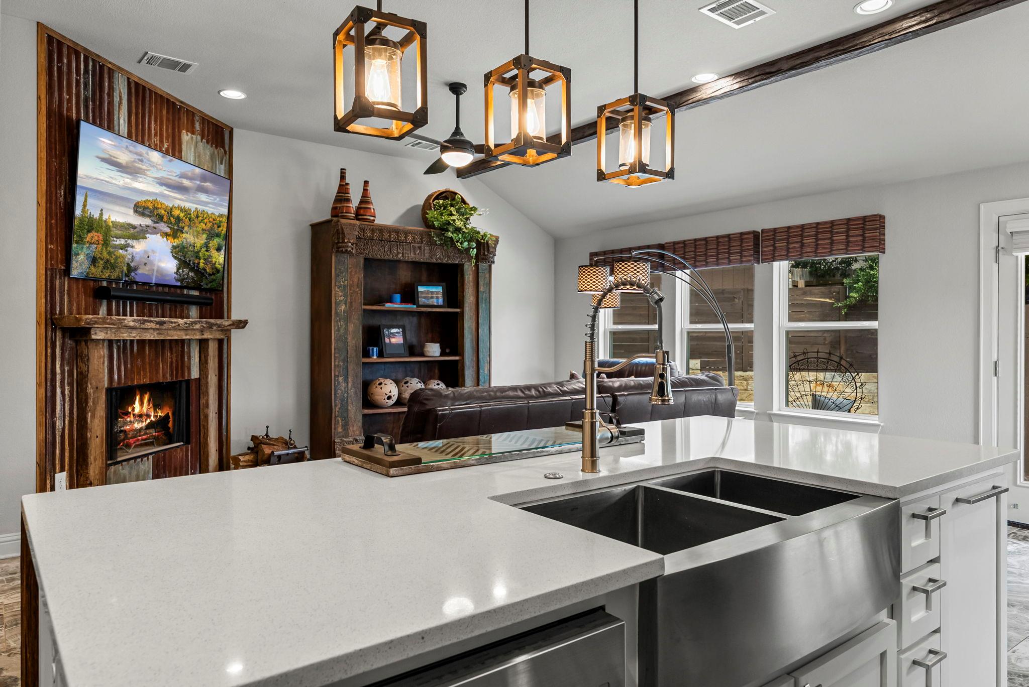 3605 Bunyan Cir, Lago Vista, TX 78645