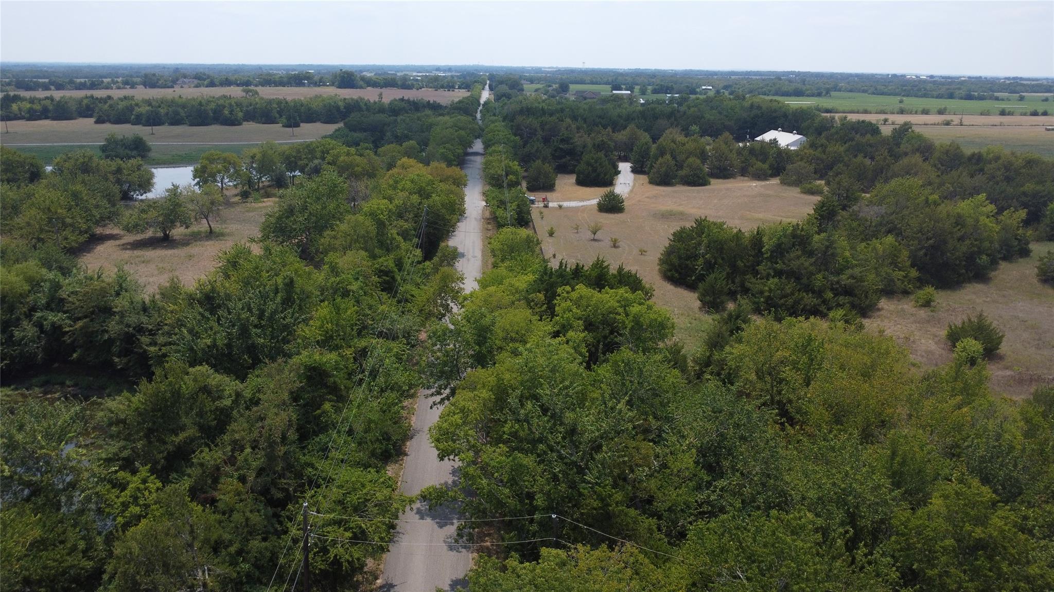 383 Bucksnort Rd, Van Alstyne, TX 75495