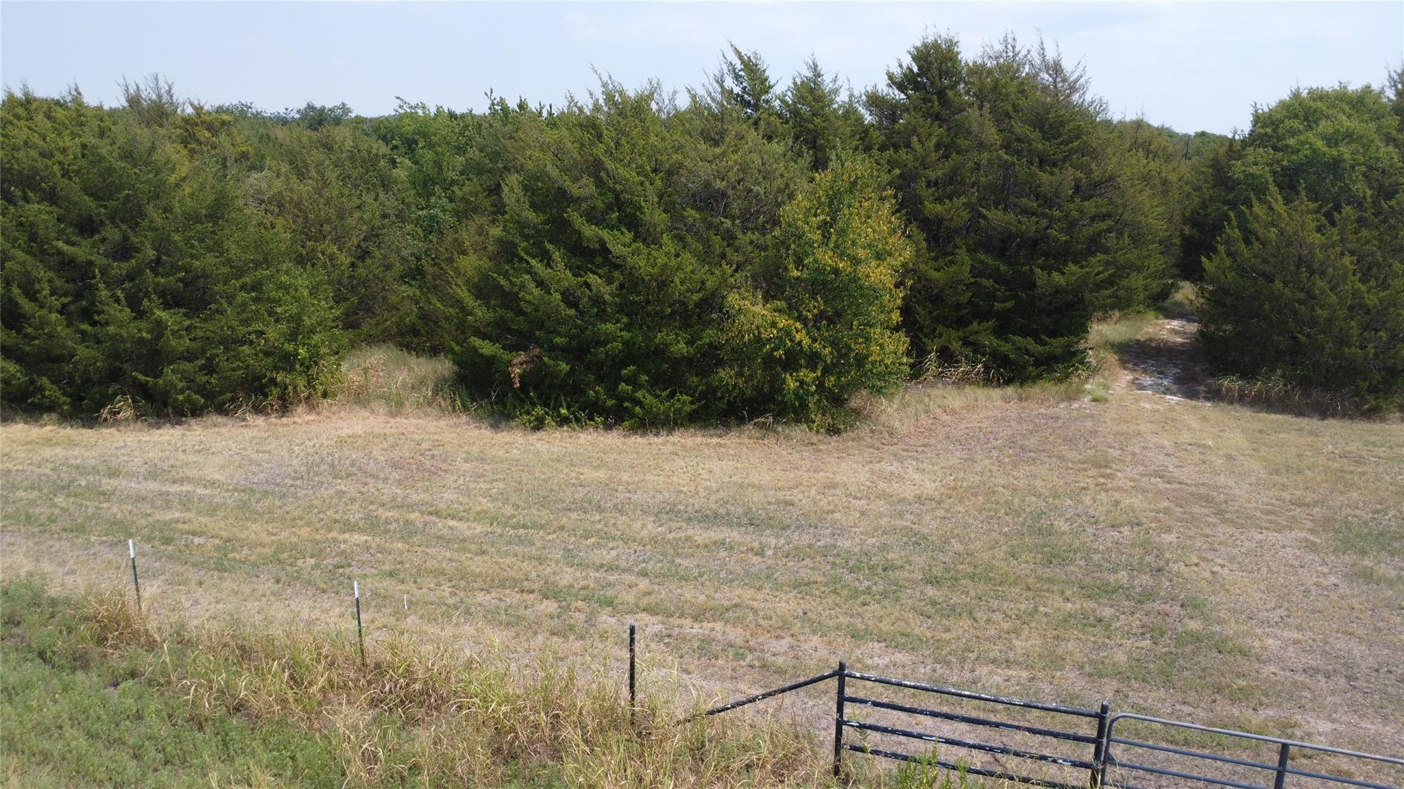 383 Bucksnort Rd, Van Alstyne, TX 75495