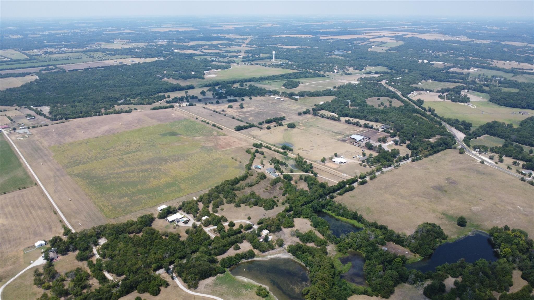 383 Bucksnort Rd, Van Alstyne, TX 75495