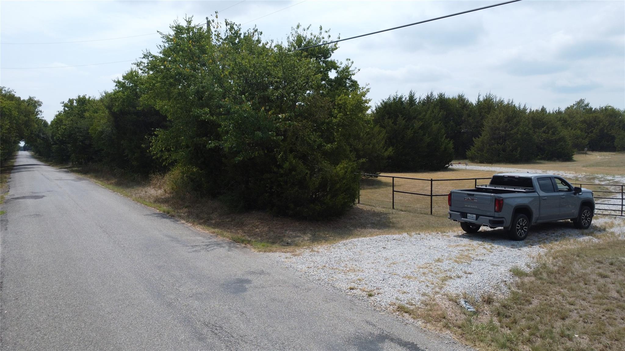 383 Bucksnort Rd, Van Alstyne, TX 75495