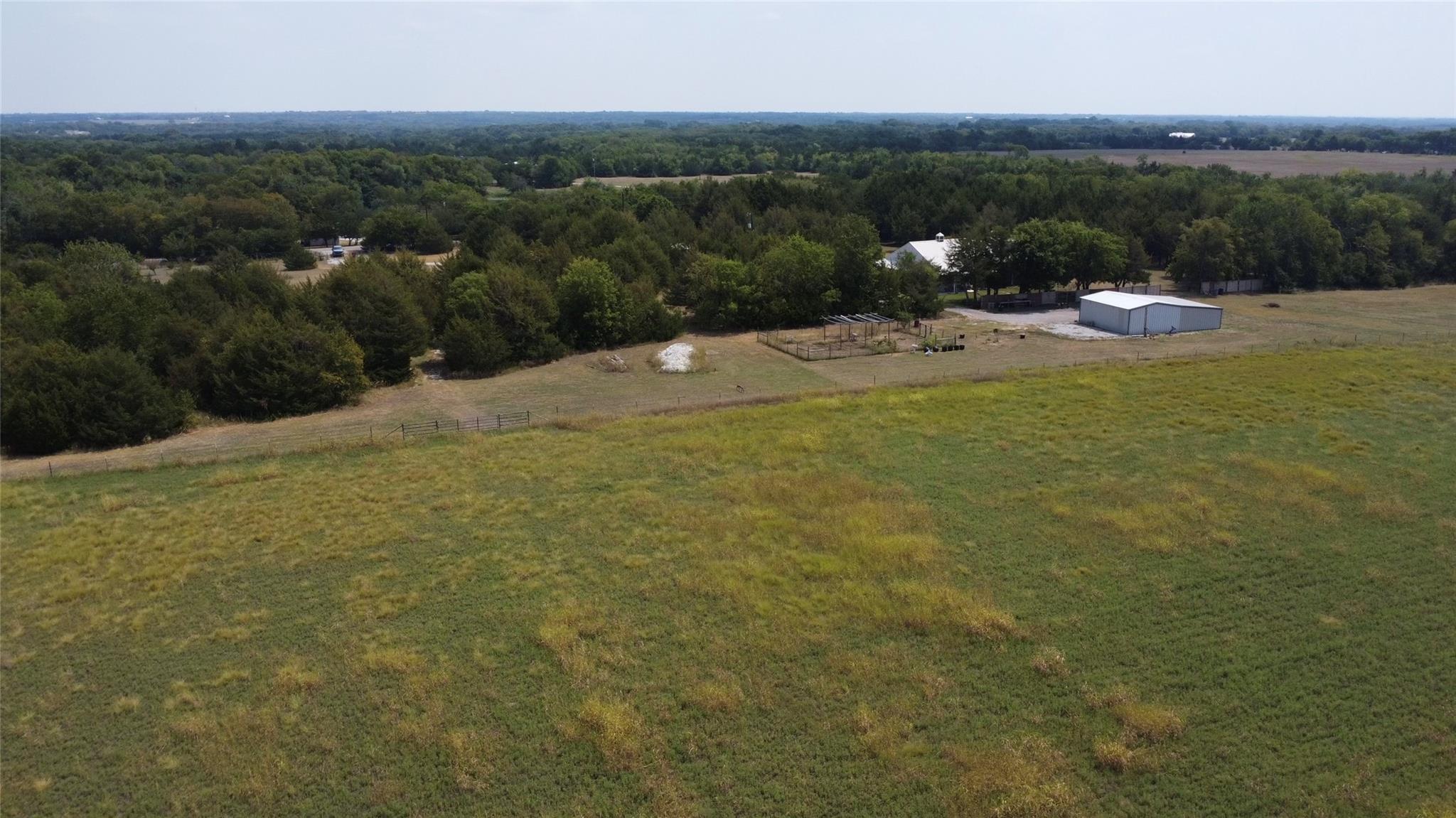 383 Bucksnort Rd, Van Alstyne, TX 75495