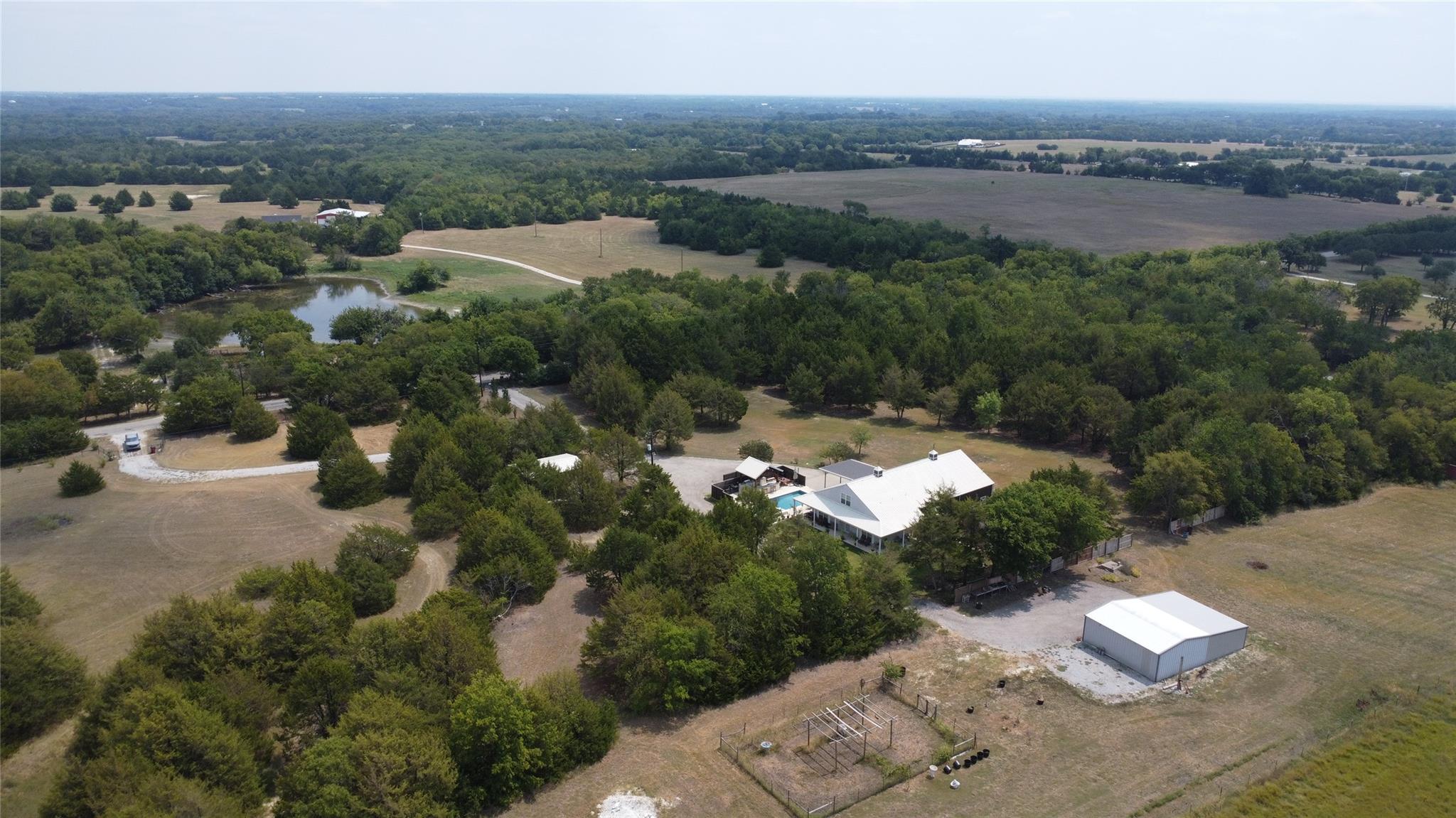 383 Bucksnort Rd, Van Alstyne, TX 75495