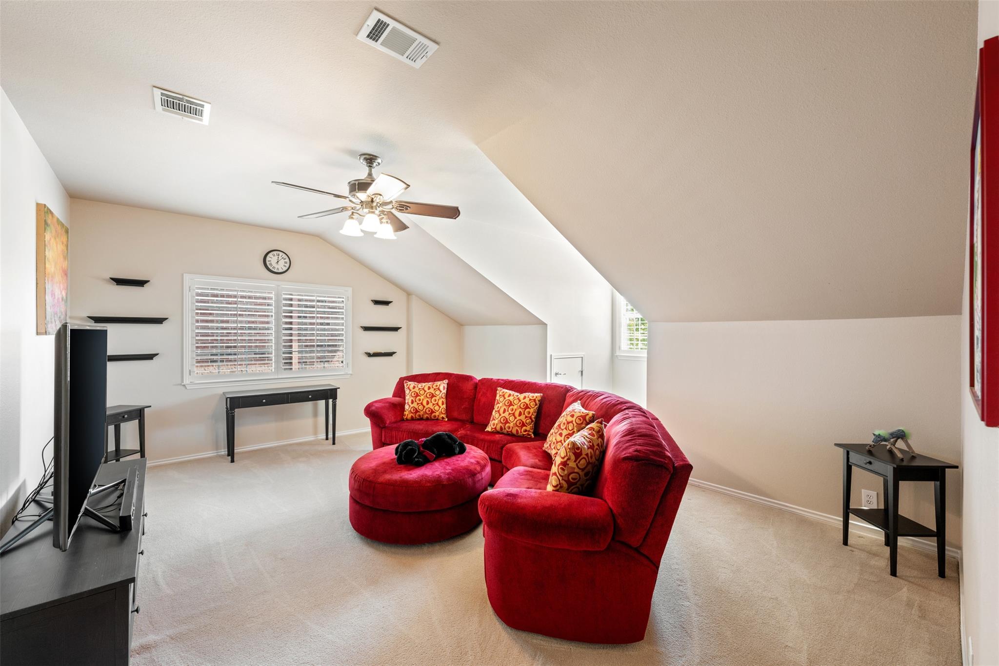 6425 Yaupon Dr, Austin, TX 78759