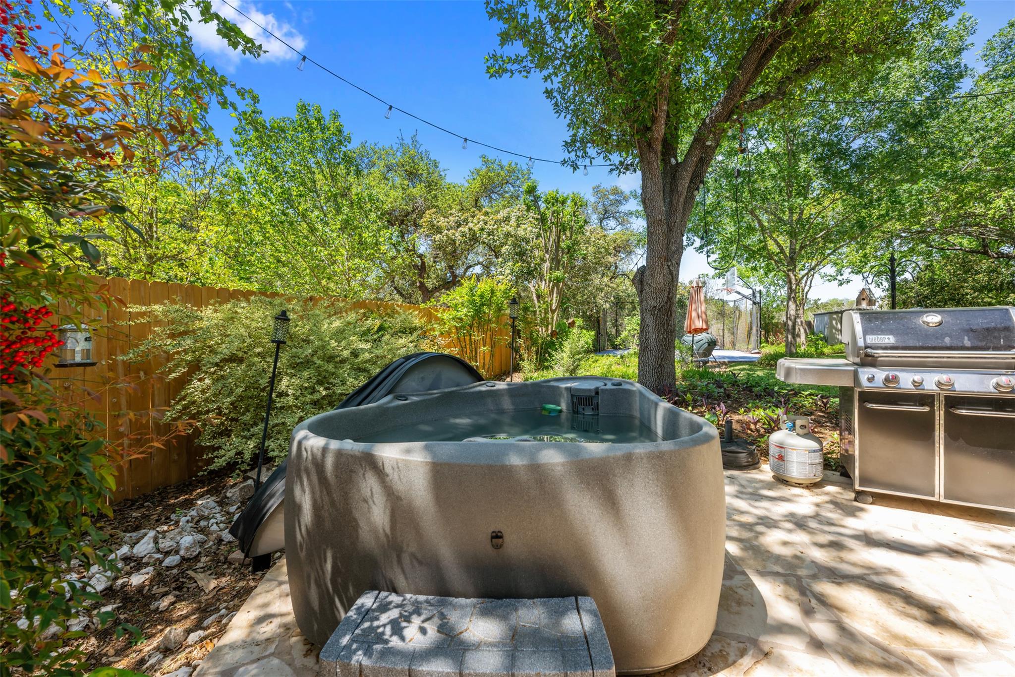 6425 Yaupon Dr, Austin, TX 78759