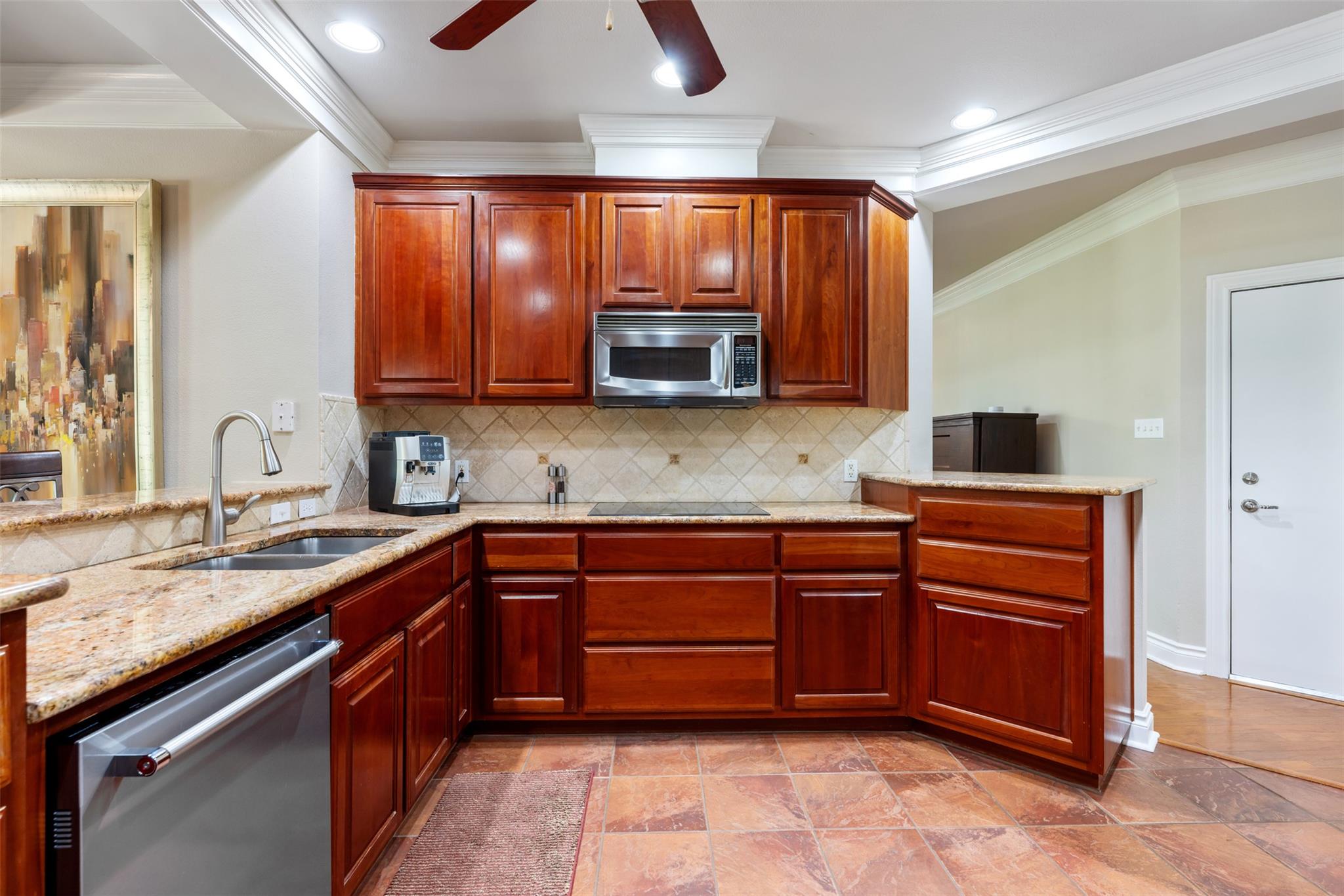 6425 Yaupon Dr, Austin, TX 78759