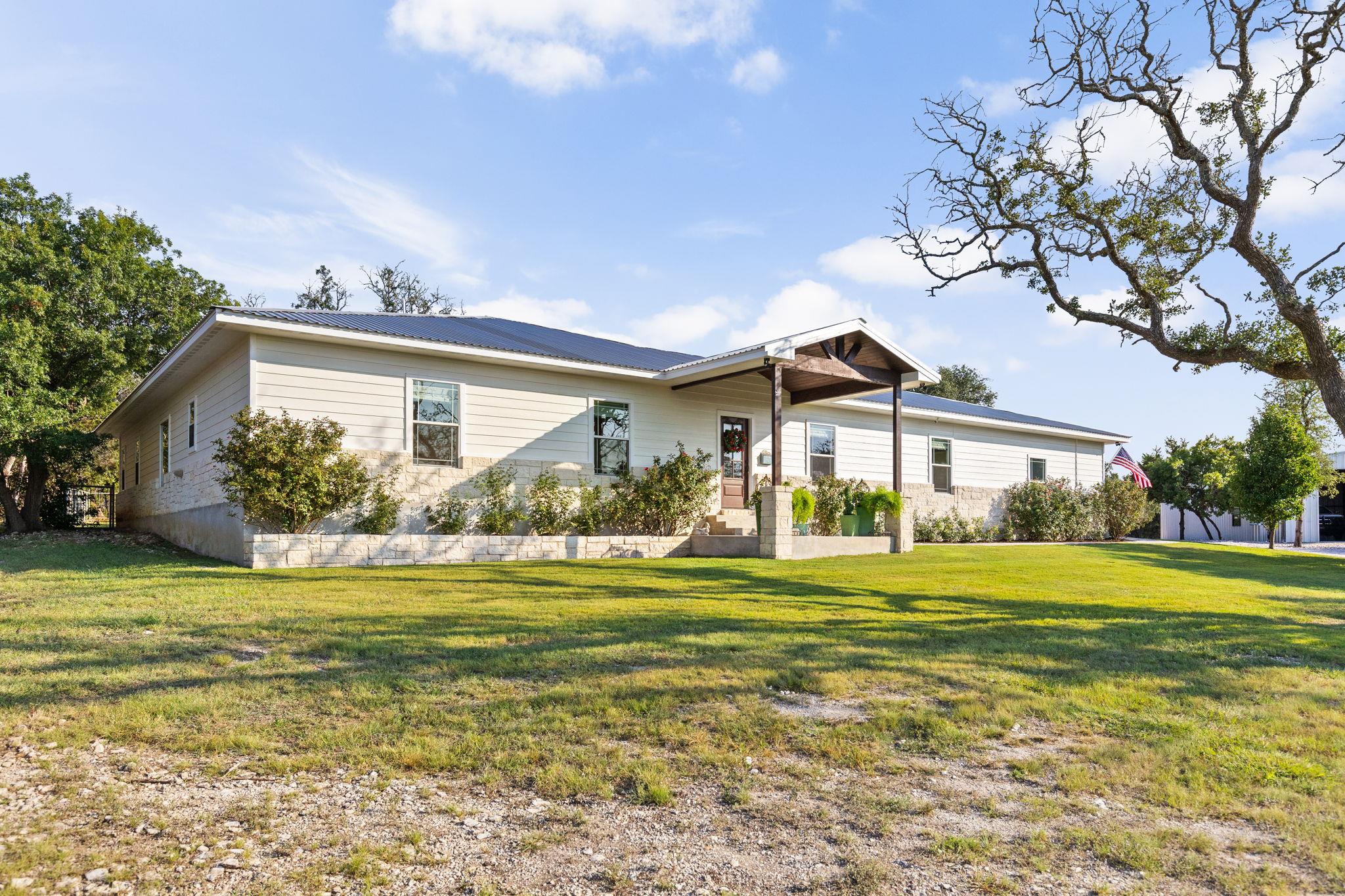 1953 County Road 250, Burnet, TX 78611