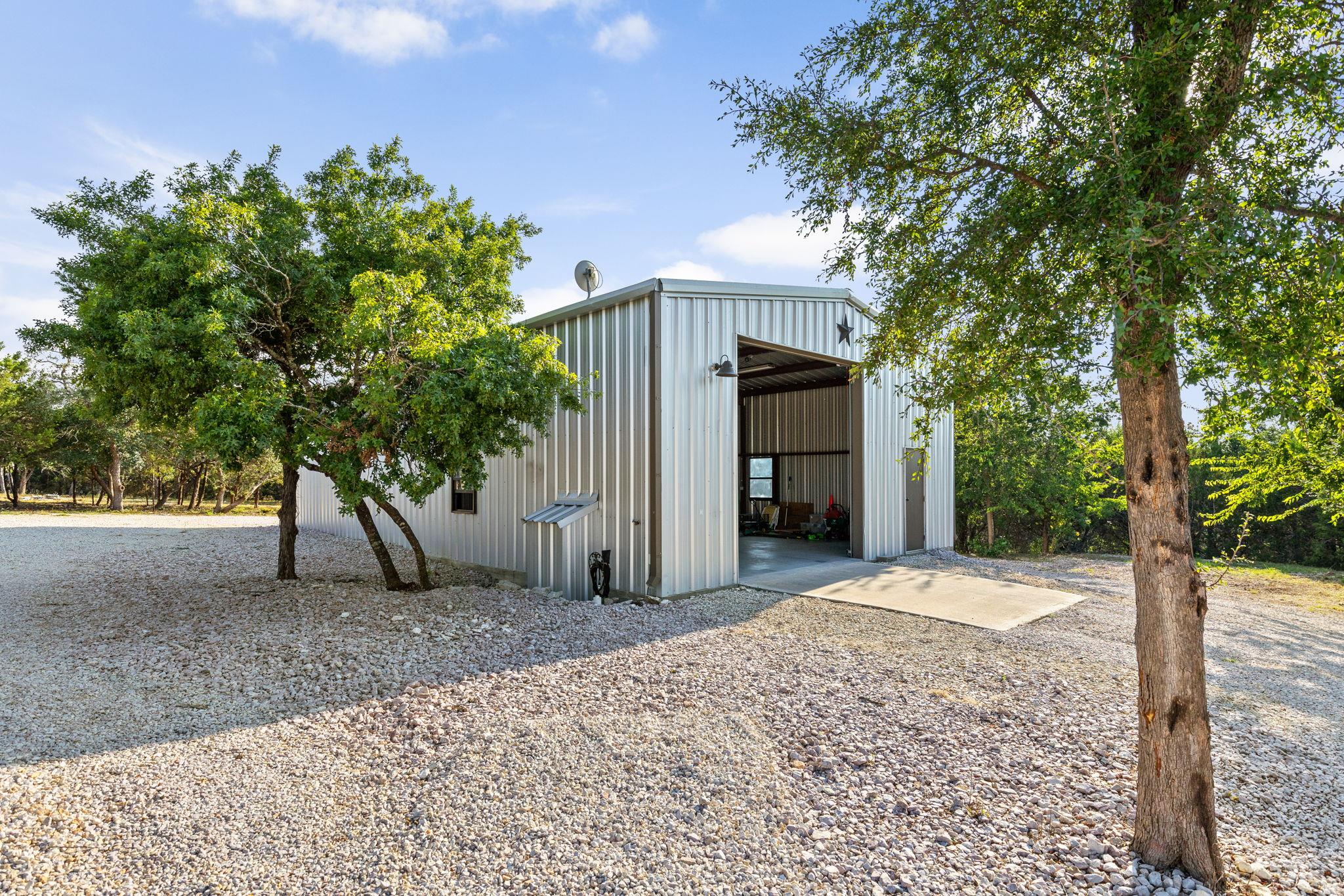 1953 County Road 250, Burnet, TX 78611