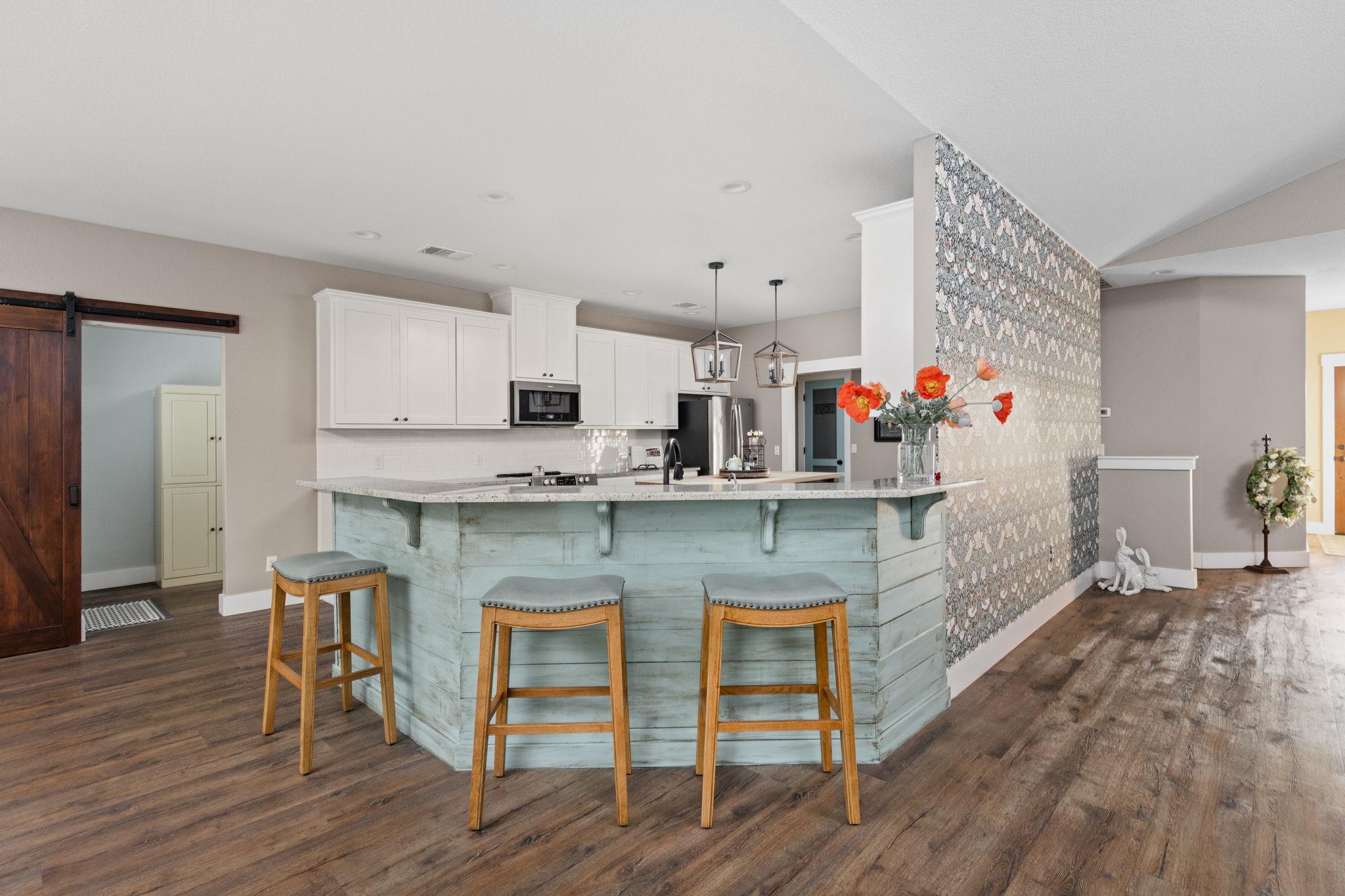 1953 County Road 250, Burnet, TX 78611