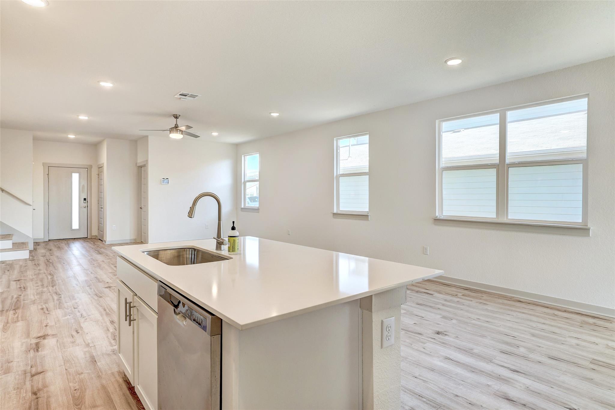 7421 Peggie Nell Dr, Austin, TX 78724