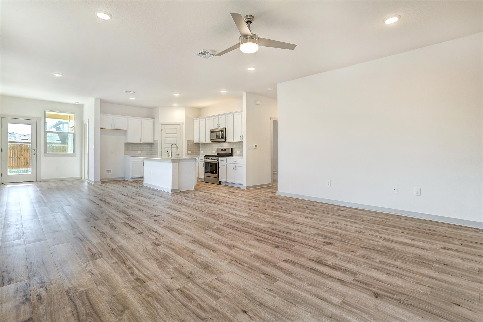 7421 Peggie Nell Dr, Austin, TX 78724