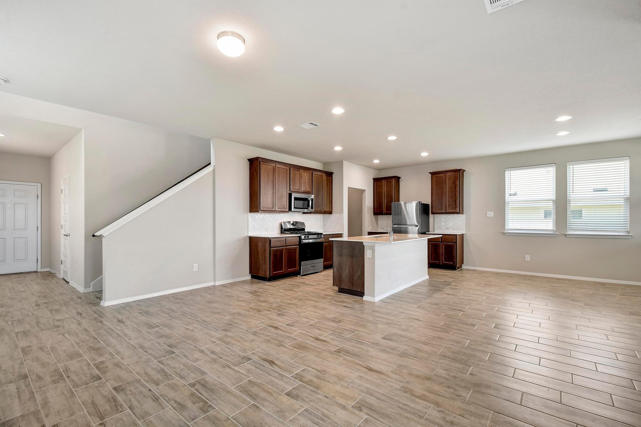 143 Spiny Lizard Ln, San Marcos, TX 78666