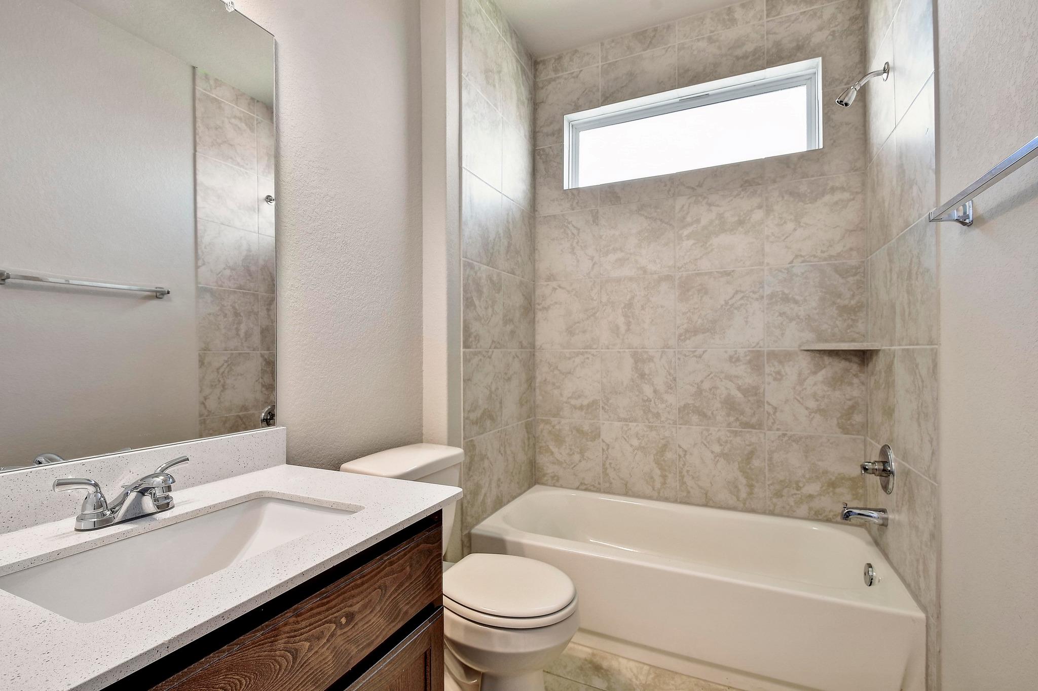 143 Spiny Lizard Ln, San Marcos, TX 78666