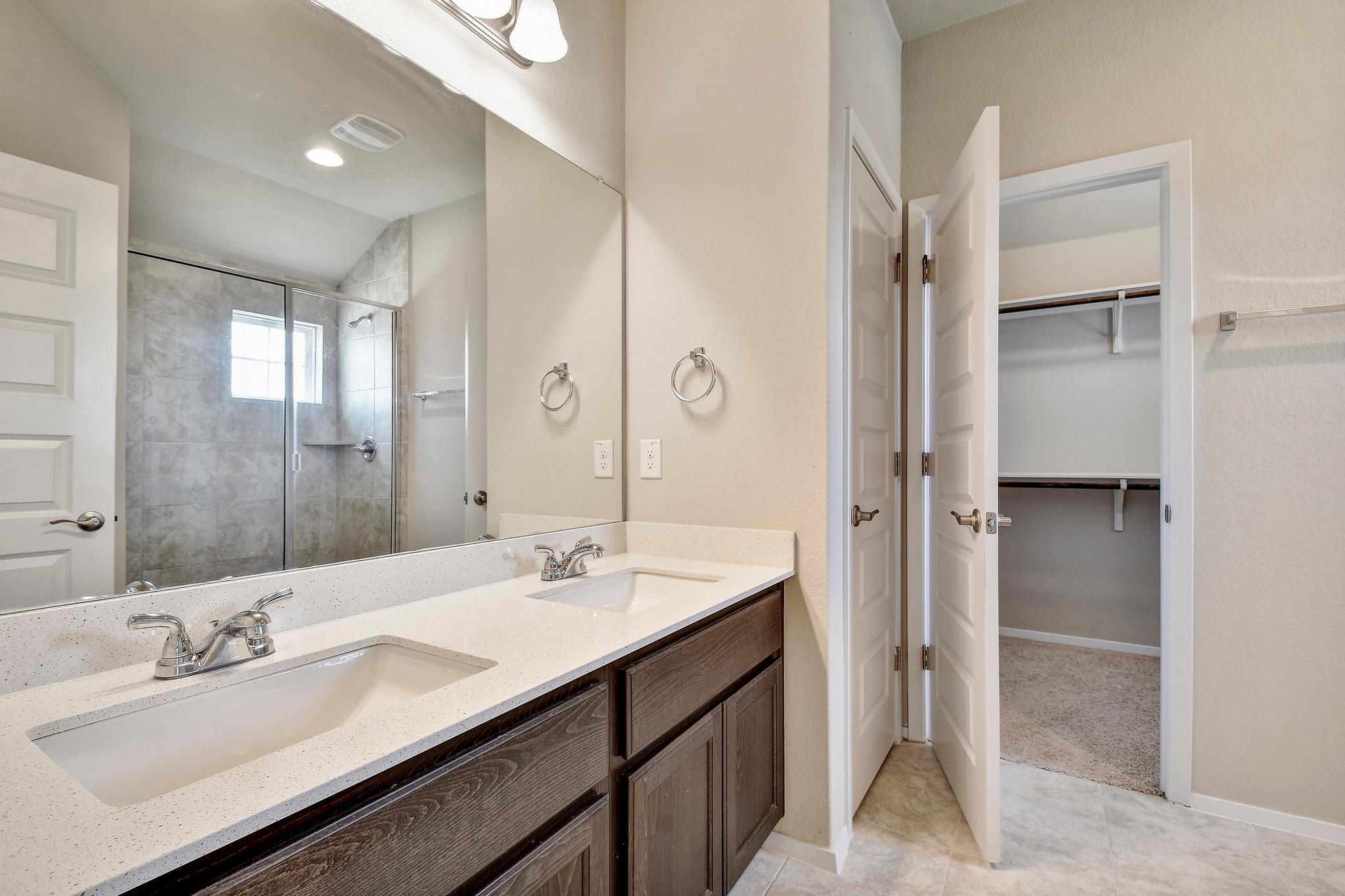 143 Spiny Lizard Ln, San Marcos, TX 78666