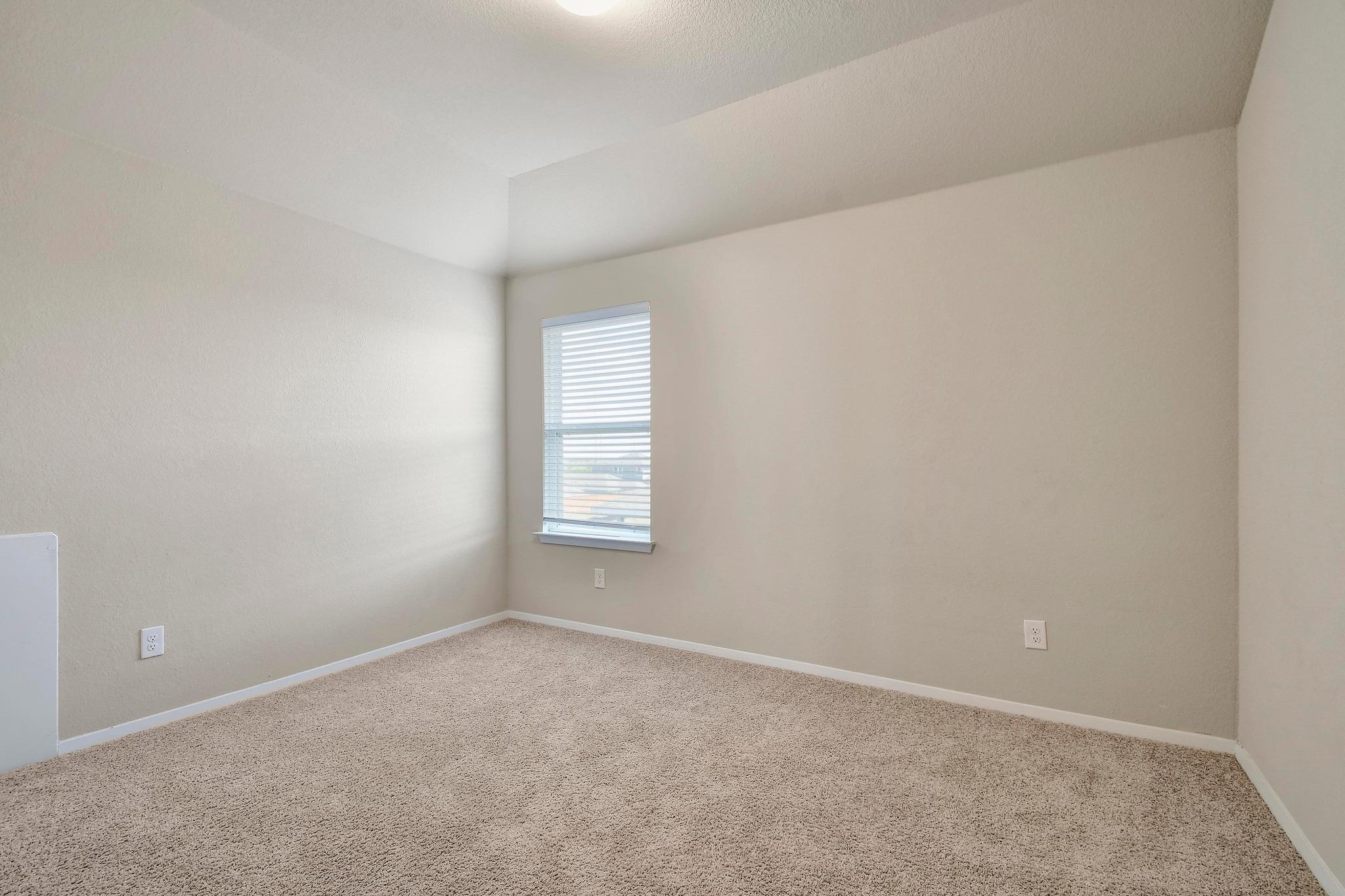 143 Spiny Lizard Ln, San Marcos, TX 78666