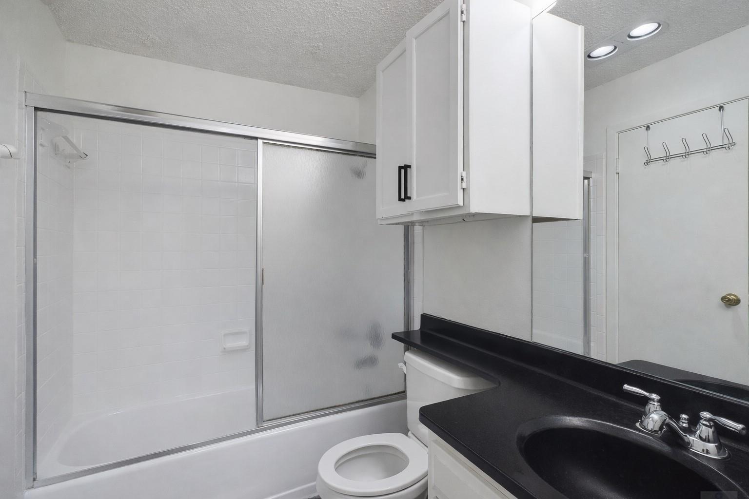 908 Poplar St # 201, Austin, TX 78705