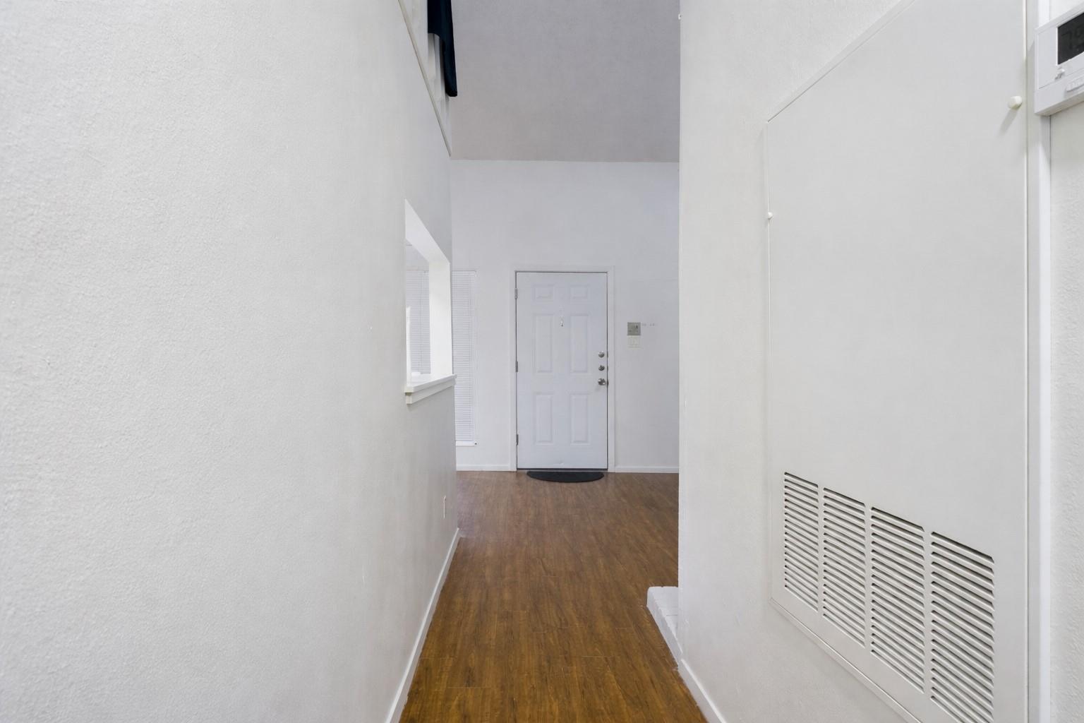 908 Poplar St # 201, Austin, TX 78705