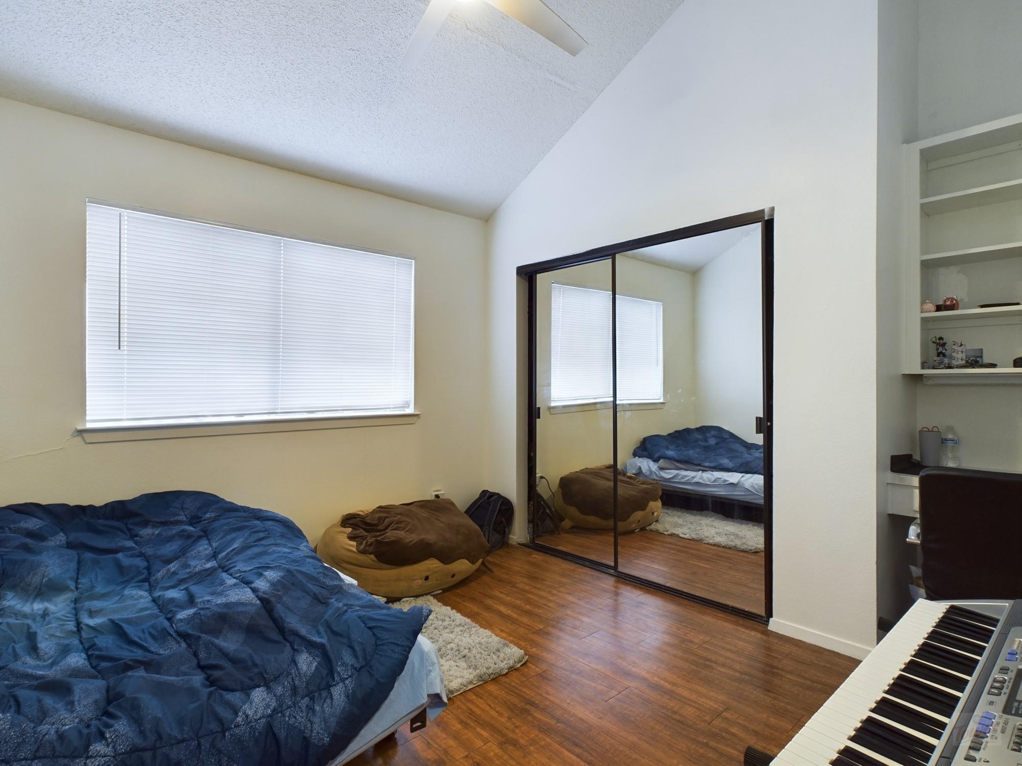 908 Poplar St # 201, Austin, TX 78705