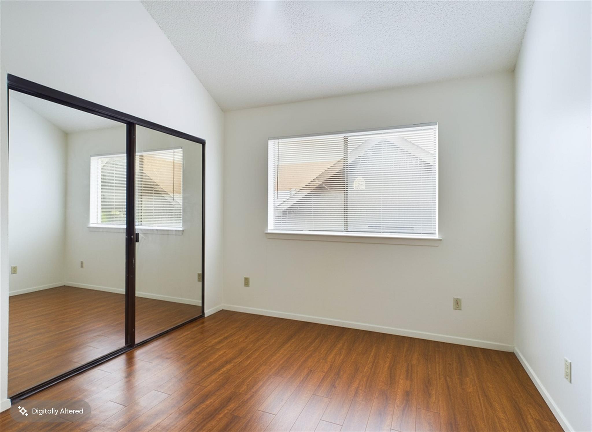 908 Poplar St # 201, Austin, TX 78705