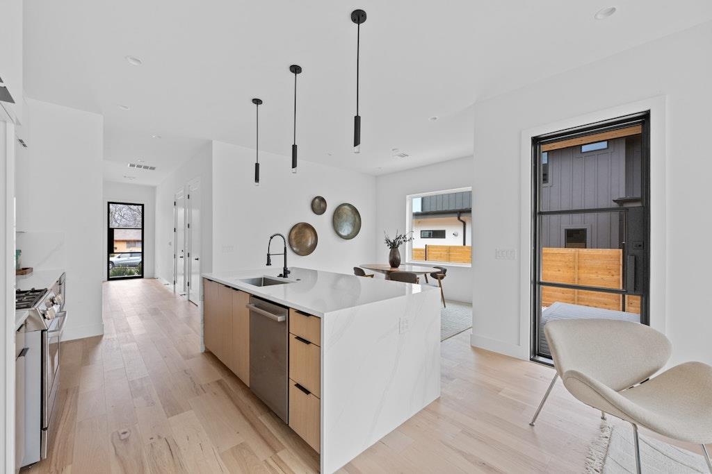 1409 Valleyridge Dr # B, Austin, TX 78704