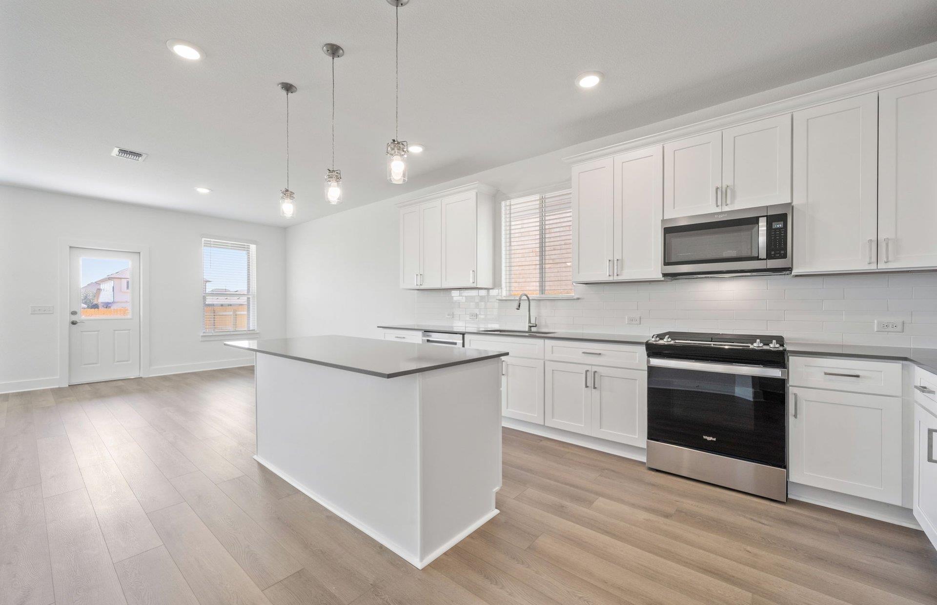 510 Tailwind Dr, Kyle, TX 78640