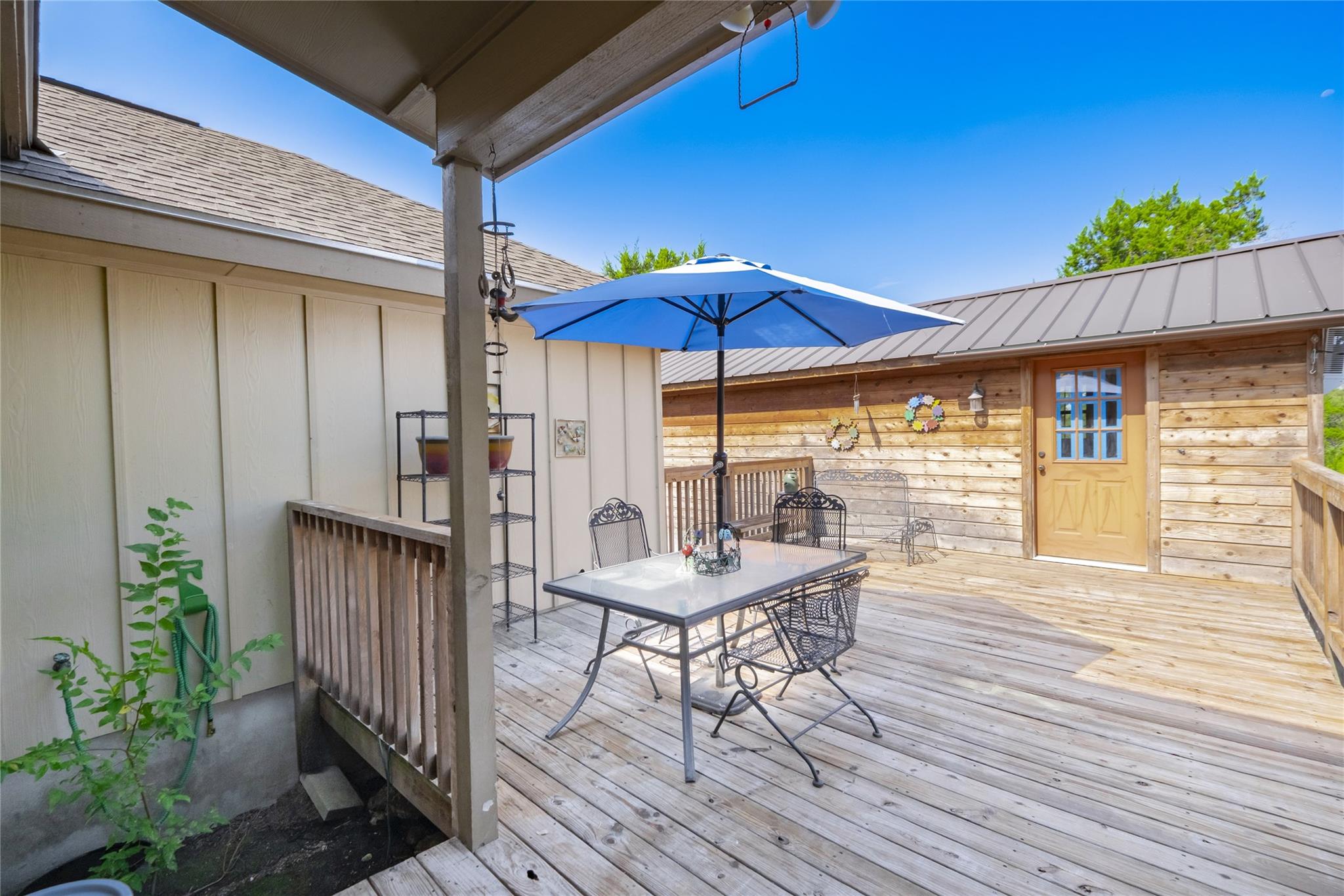 107 Garrett Way, Canyon Lake, TX 78133