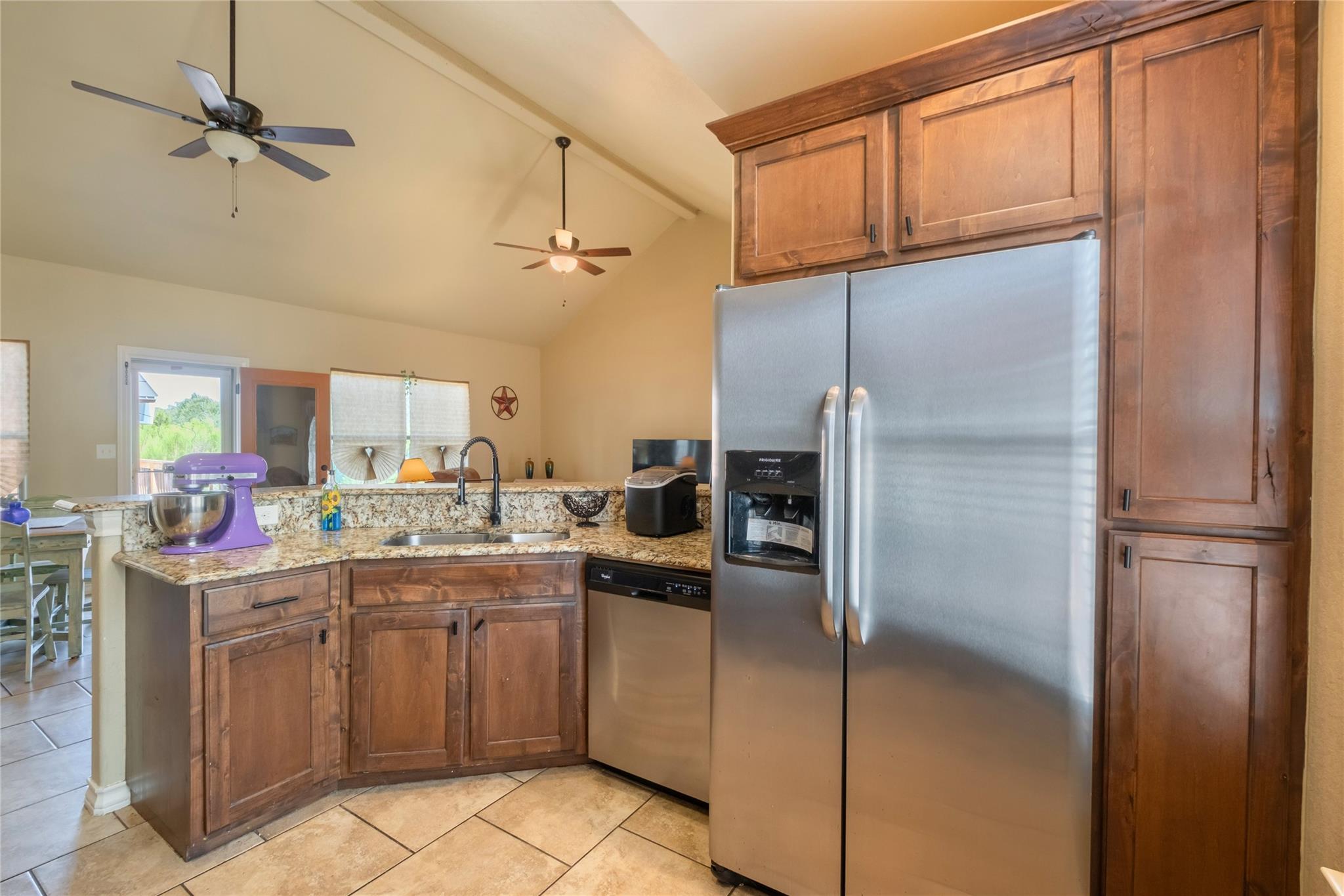 107 Garrett Way, Canyon Lake, TX 78133