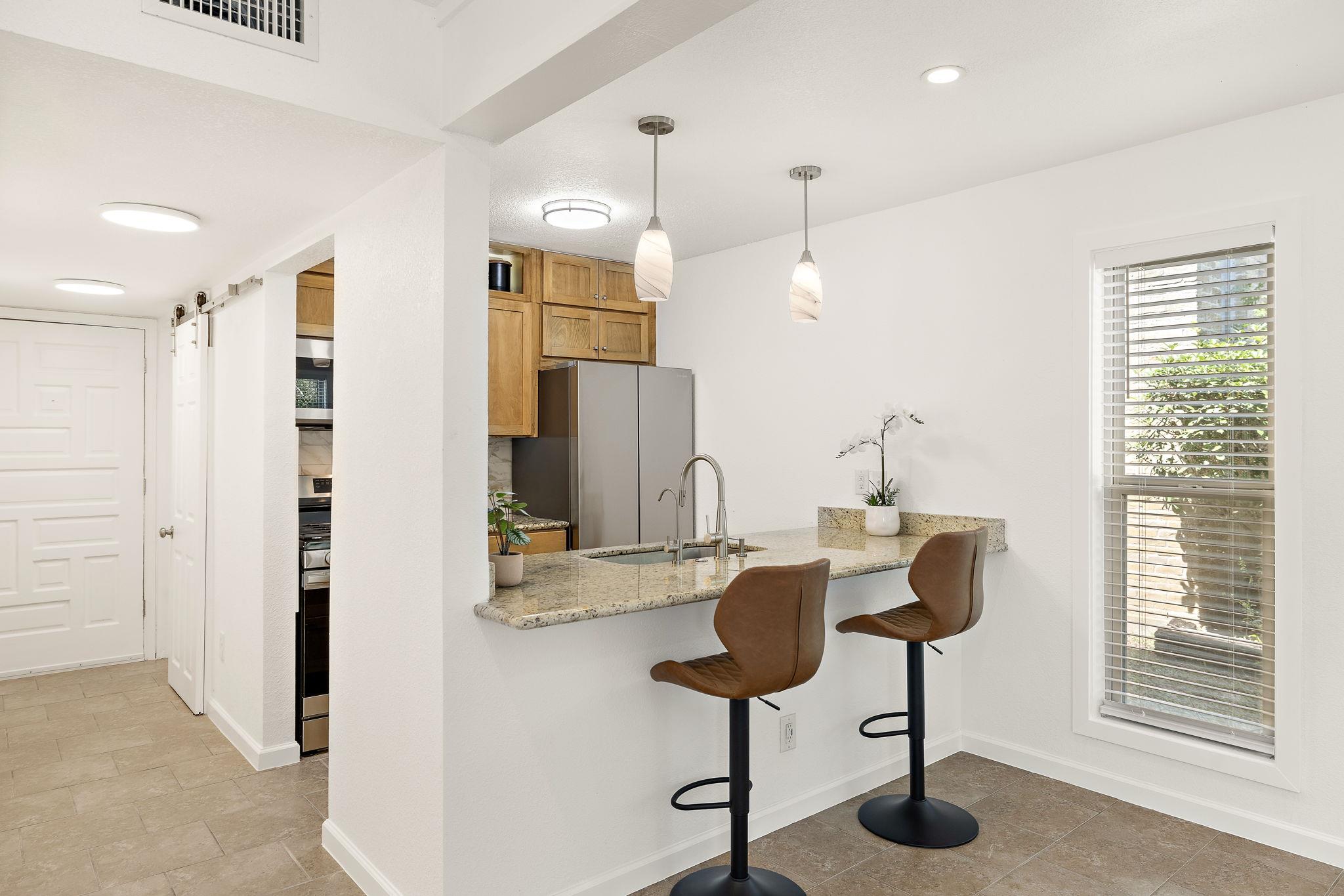 3431 North Hills Dr # 102, Austin, TX 78731