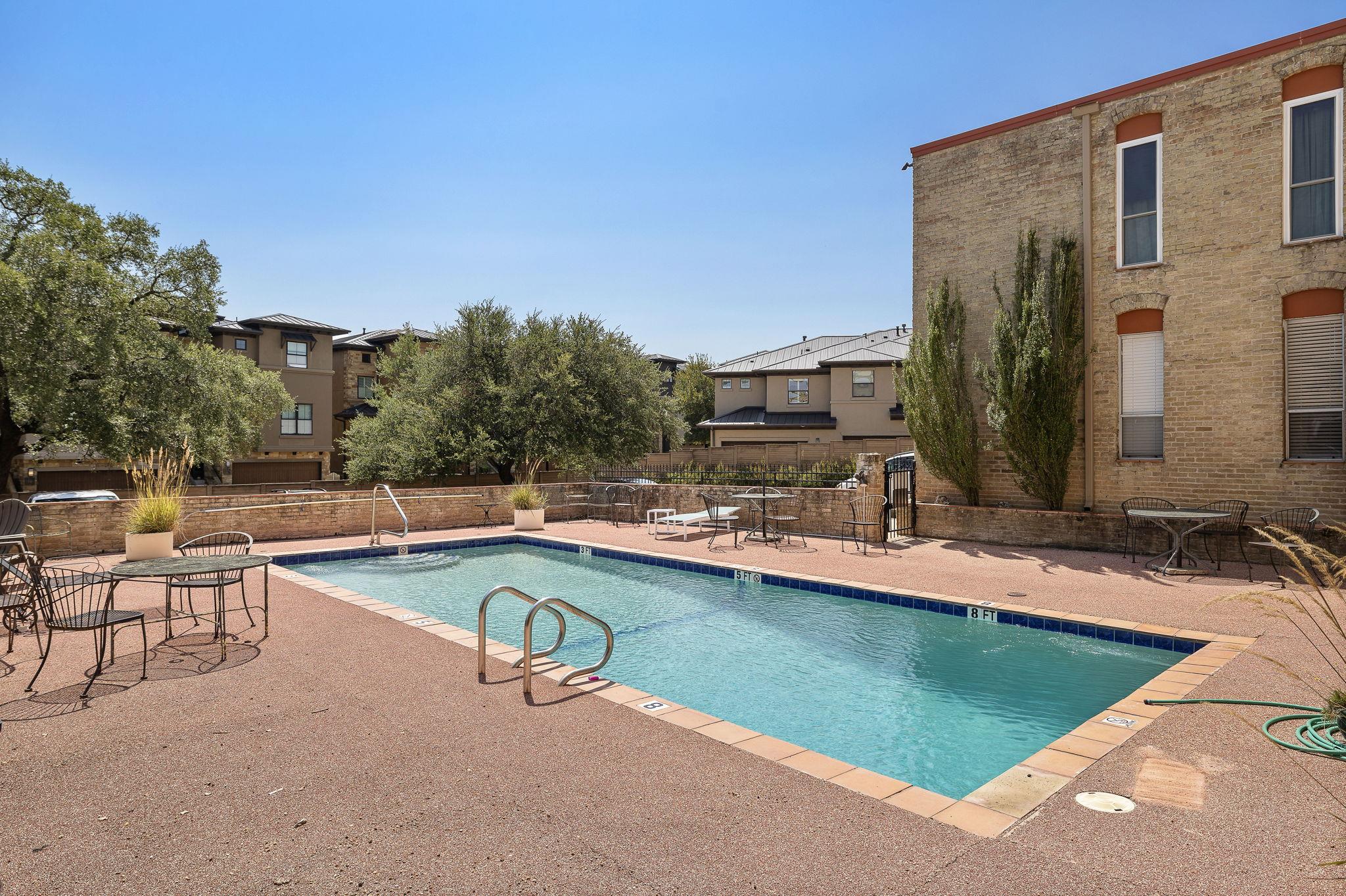 3431 North Hills Dr # 102, Austin, TX 78731