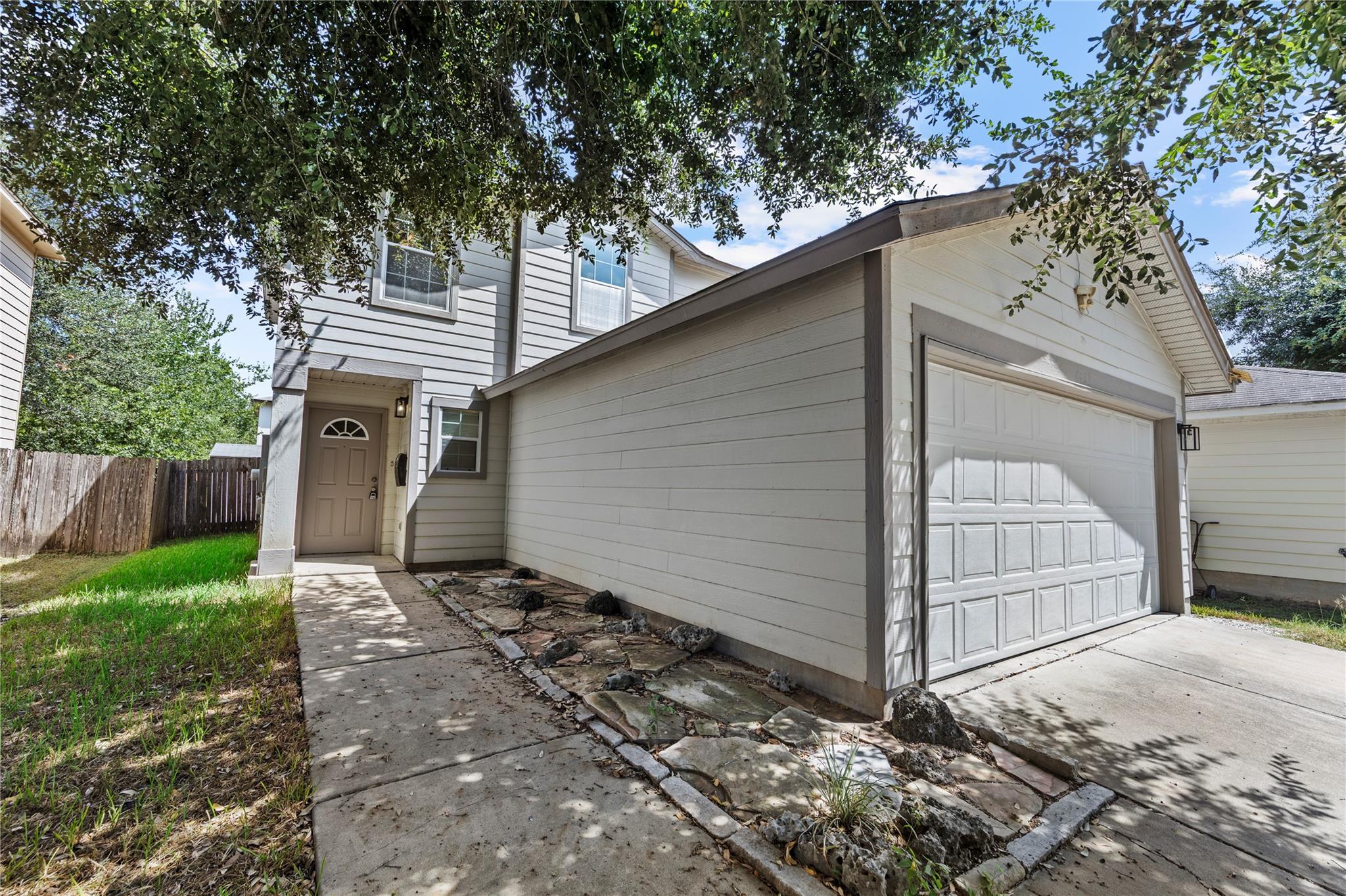 6632 Doyal Dr, Austin, TX 78747
