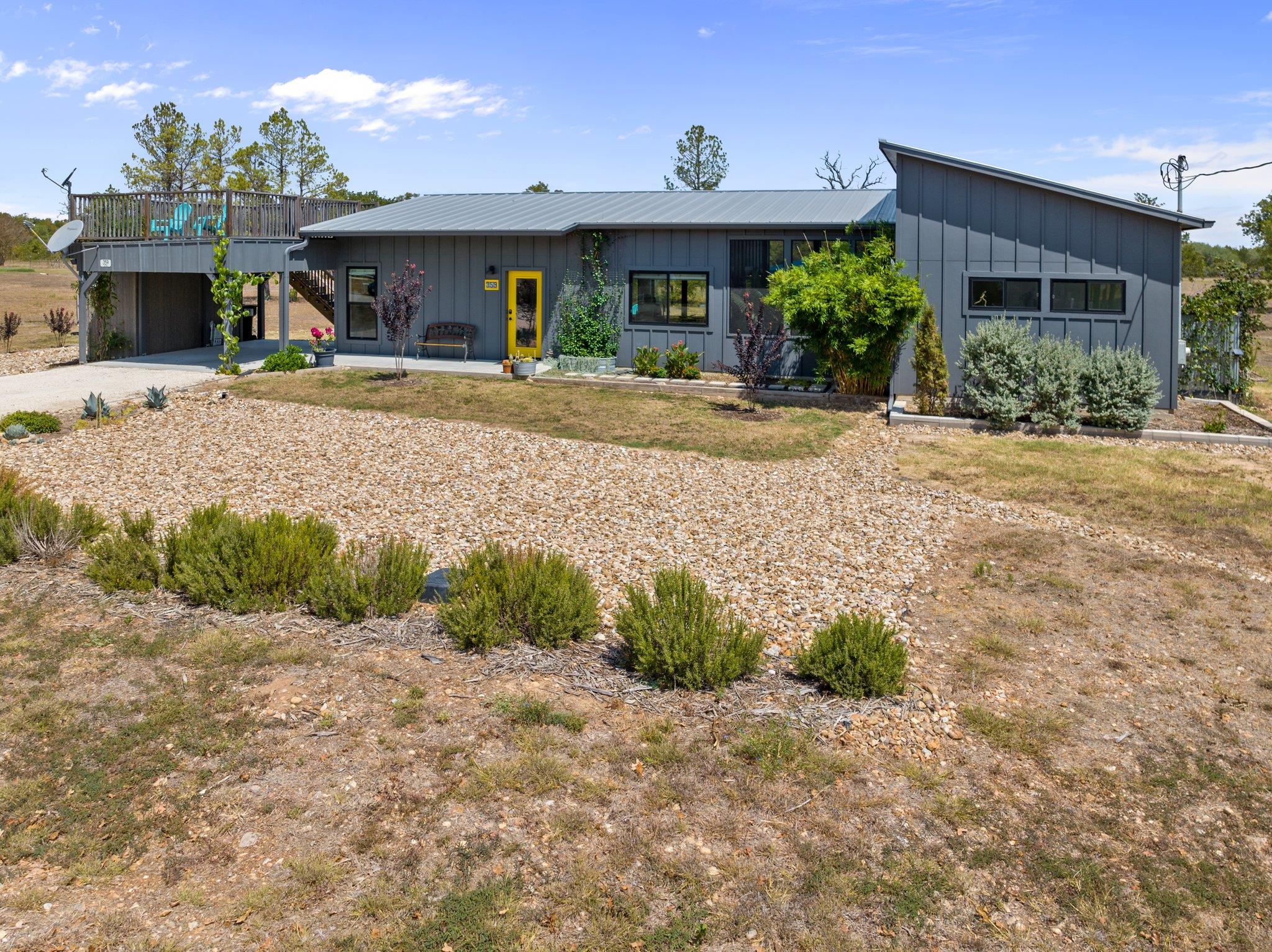 359 Big Bow, Smithville, TX 78957