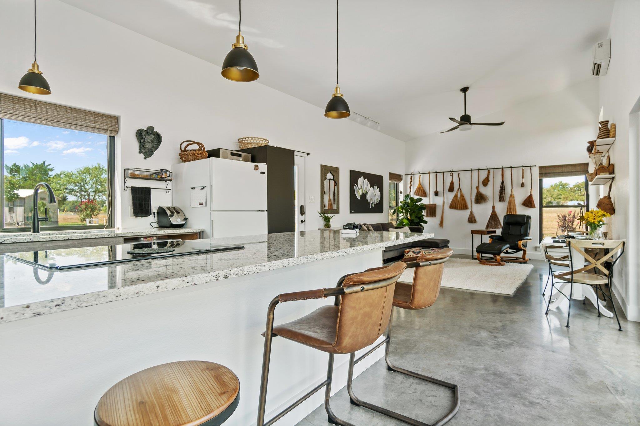 359 Big Bow, Smithville, TX 78957