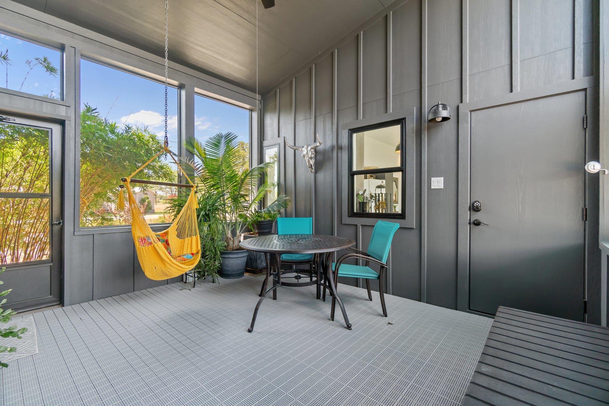 359 Big Bow, Smithville, TX 78957